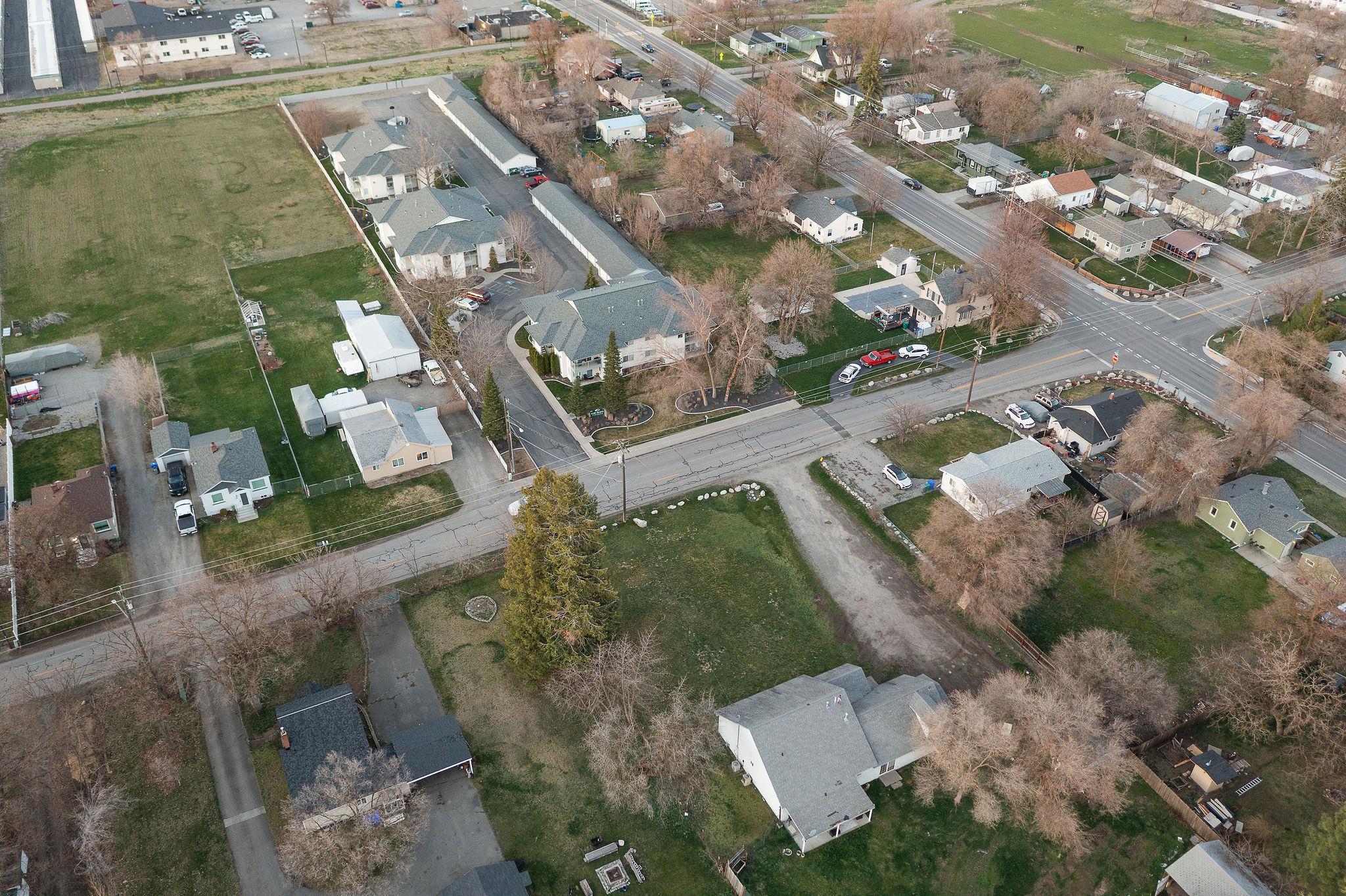 11406 E 4th Ave - Photo 9