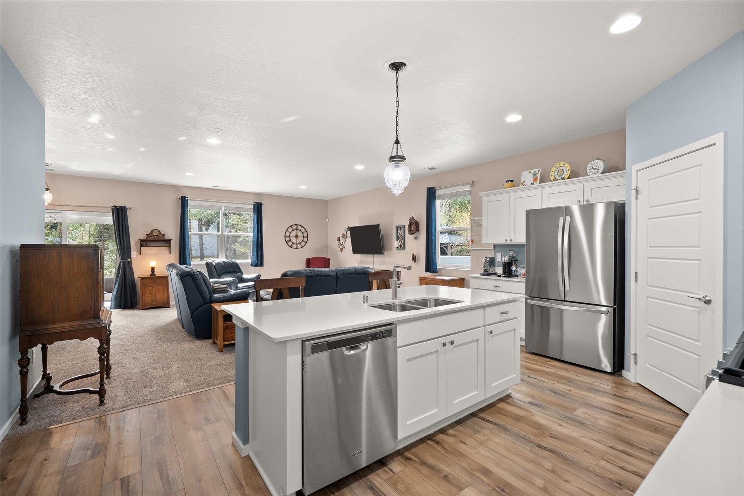 1208 E Silver Pine Rd - Photo 7
