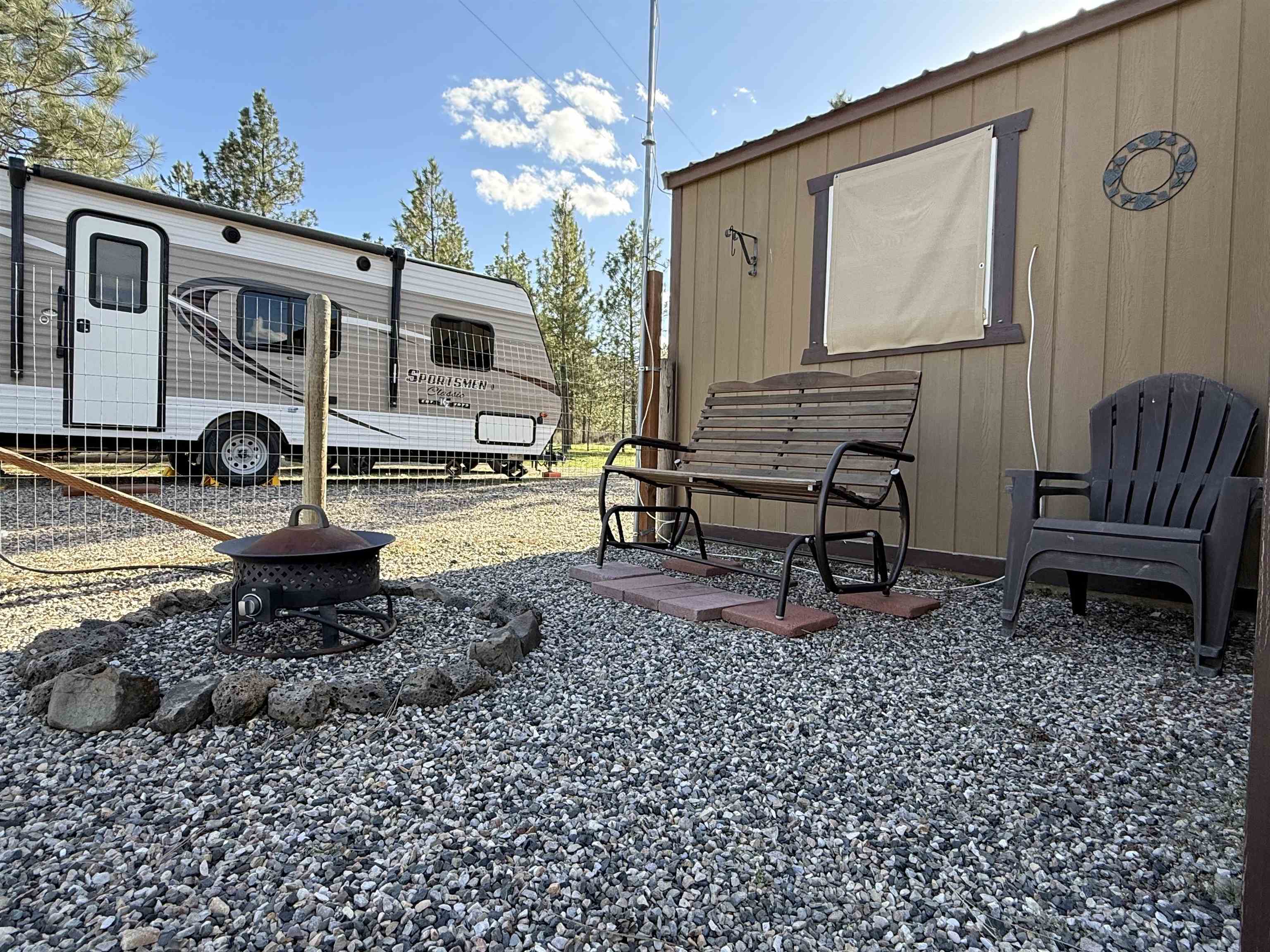48568 E Bull Run Rd - Photo 3