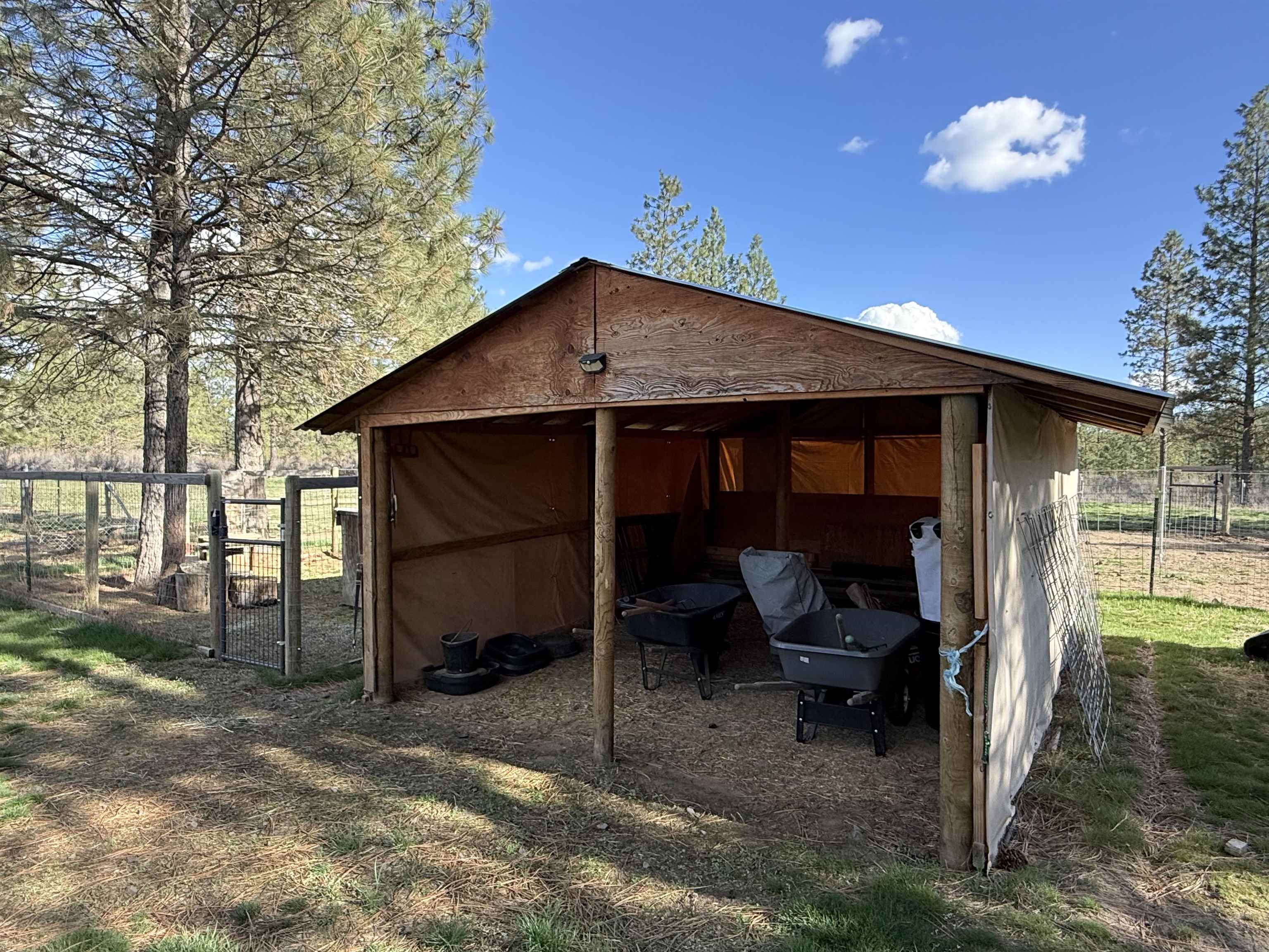 48568 E Bull Run Rd - Photo 29