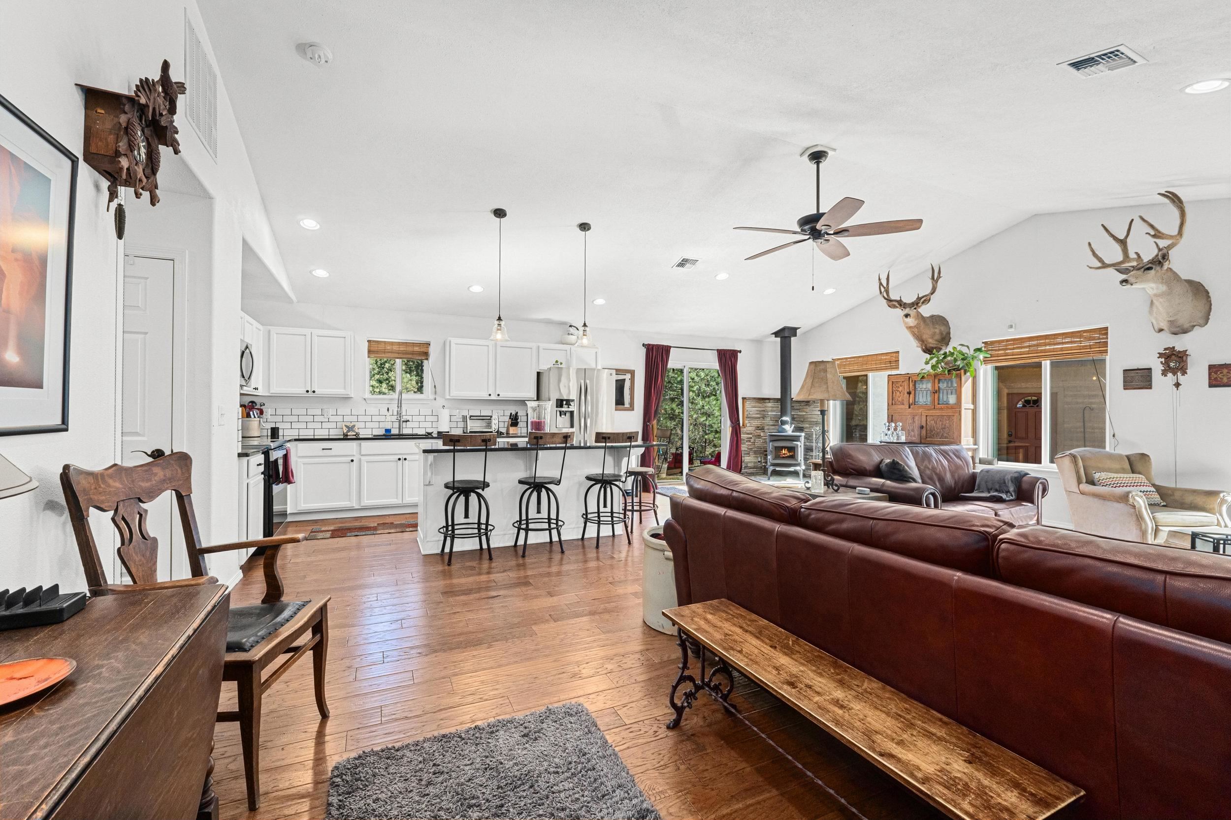 31297 E Dodd Creek Ln - Photo 3