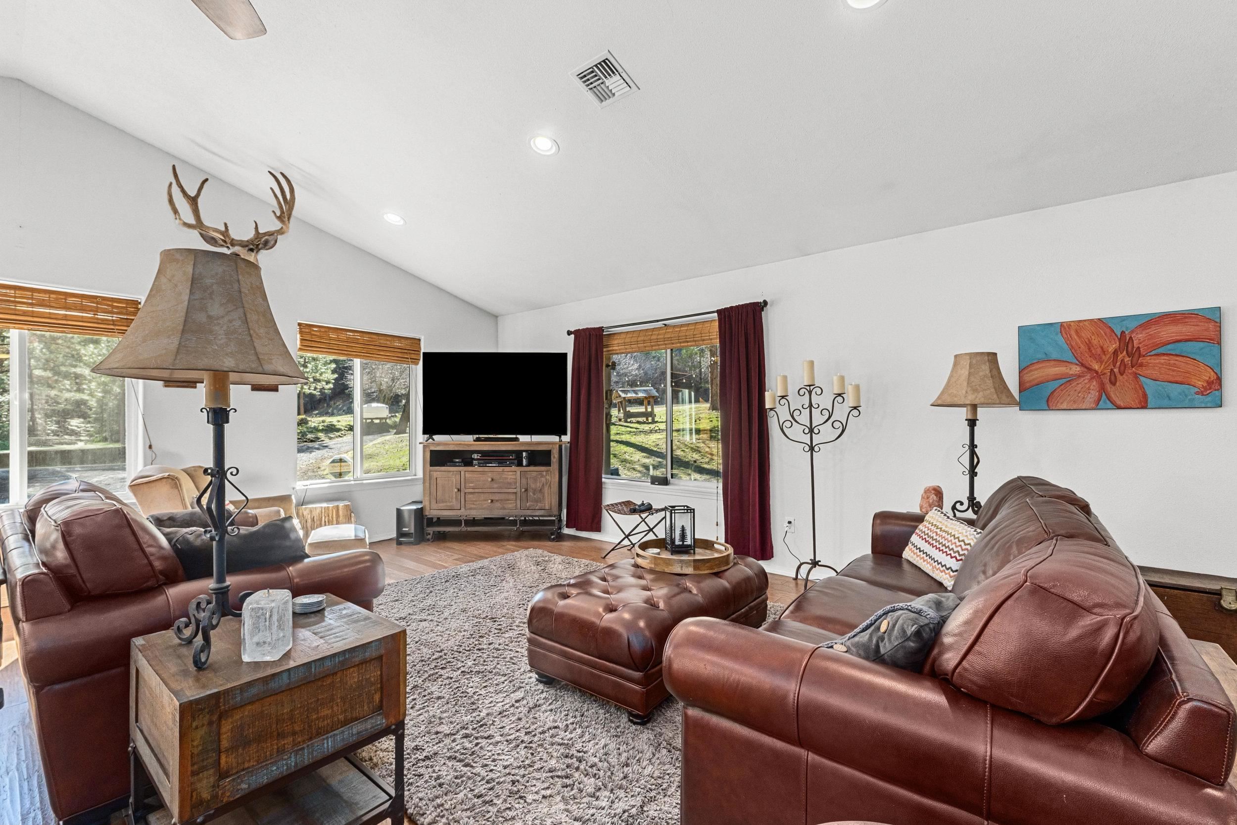 31297 E Dodd Creek Ln - Photo 5