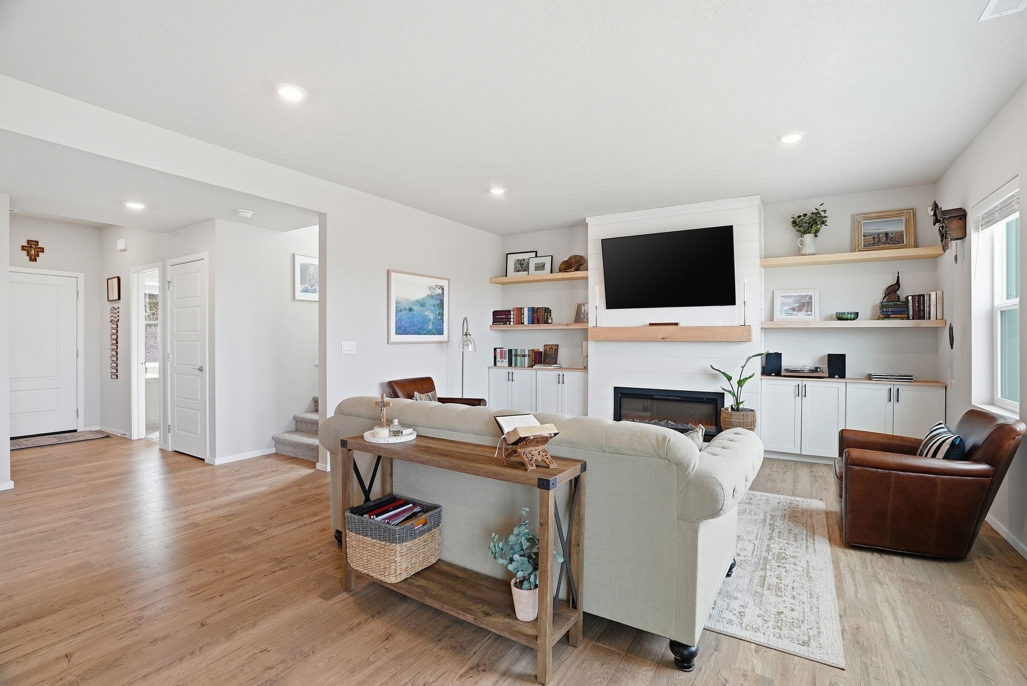 8102 S Allora Rd - Photo 4