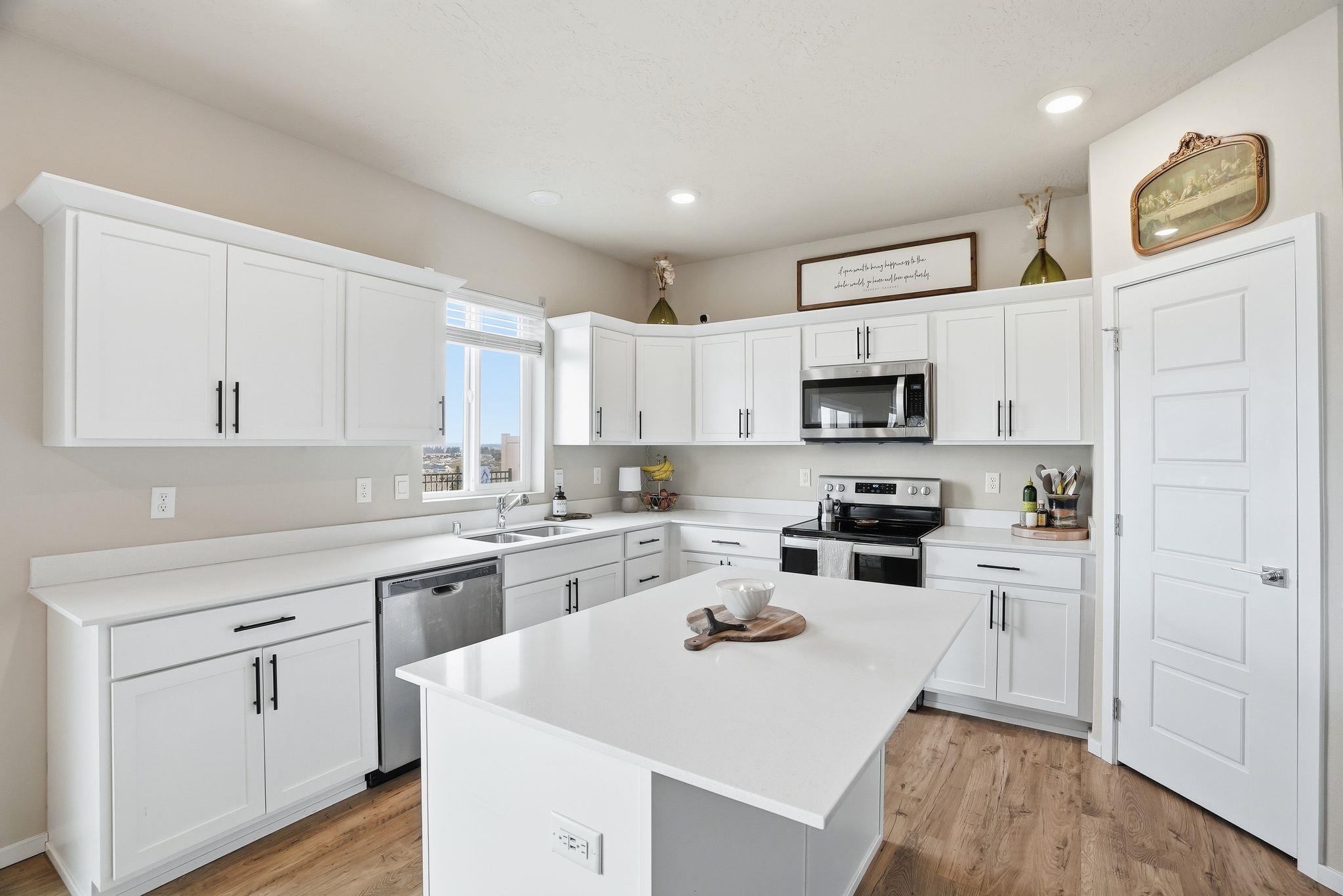 8102 S Allora Rd - Photo 9