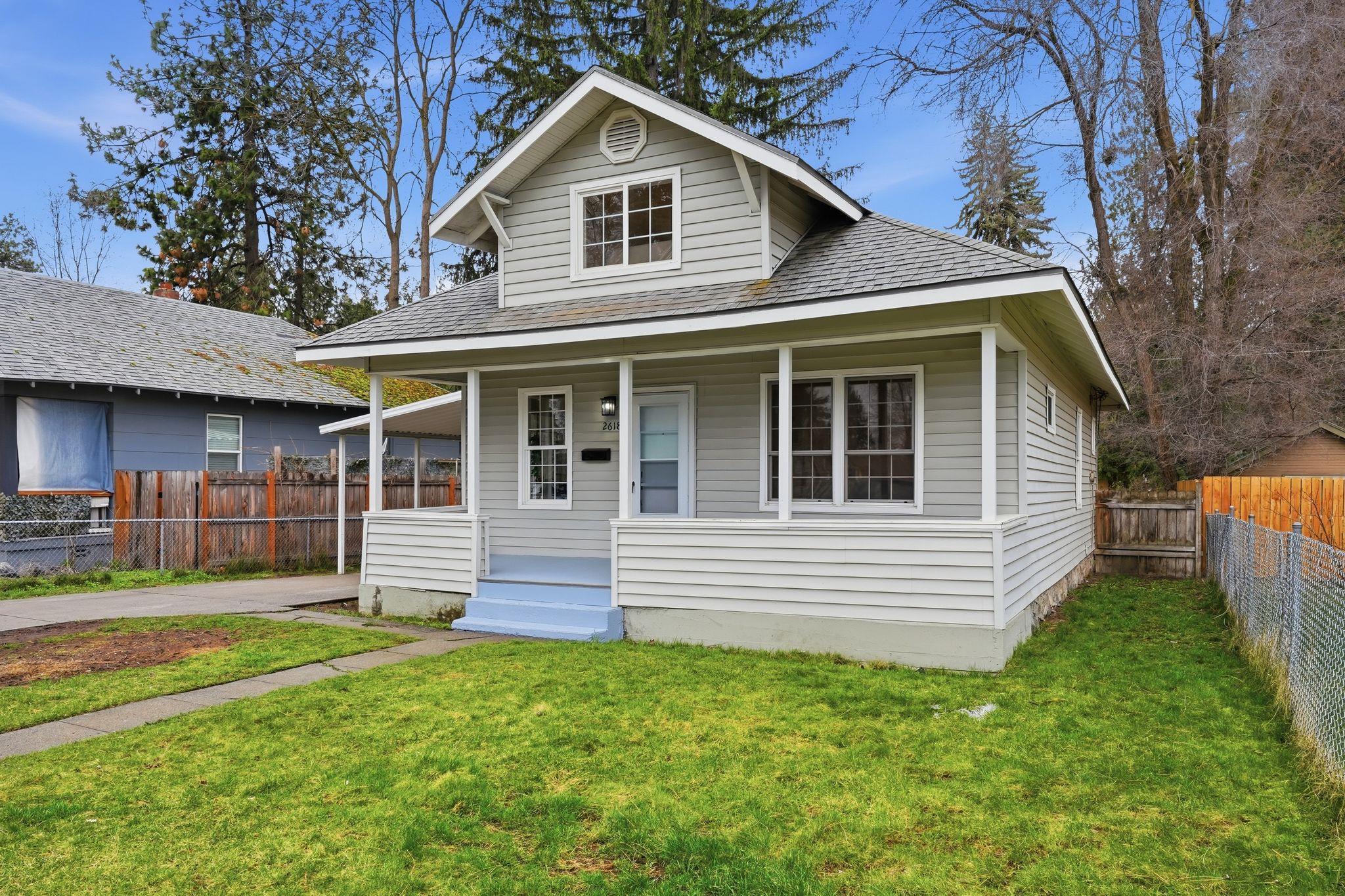 2618 E Hartson Ave - Photo 4