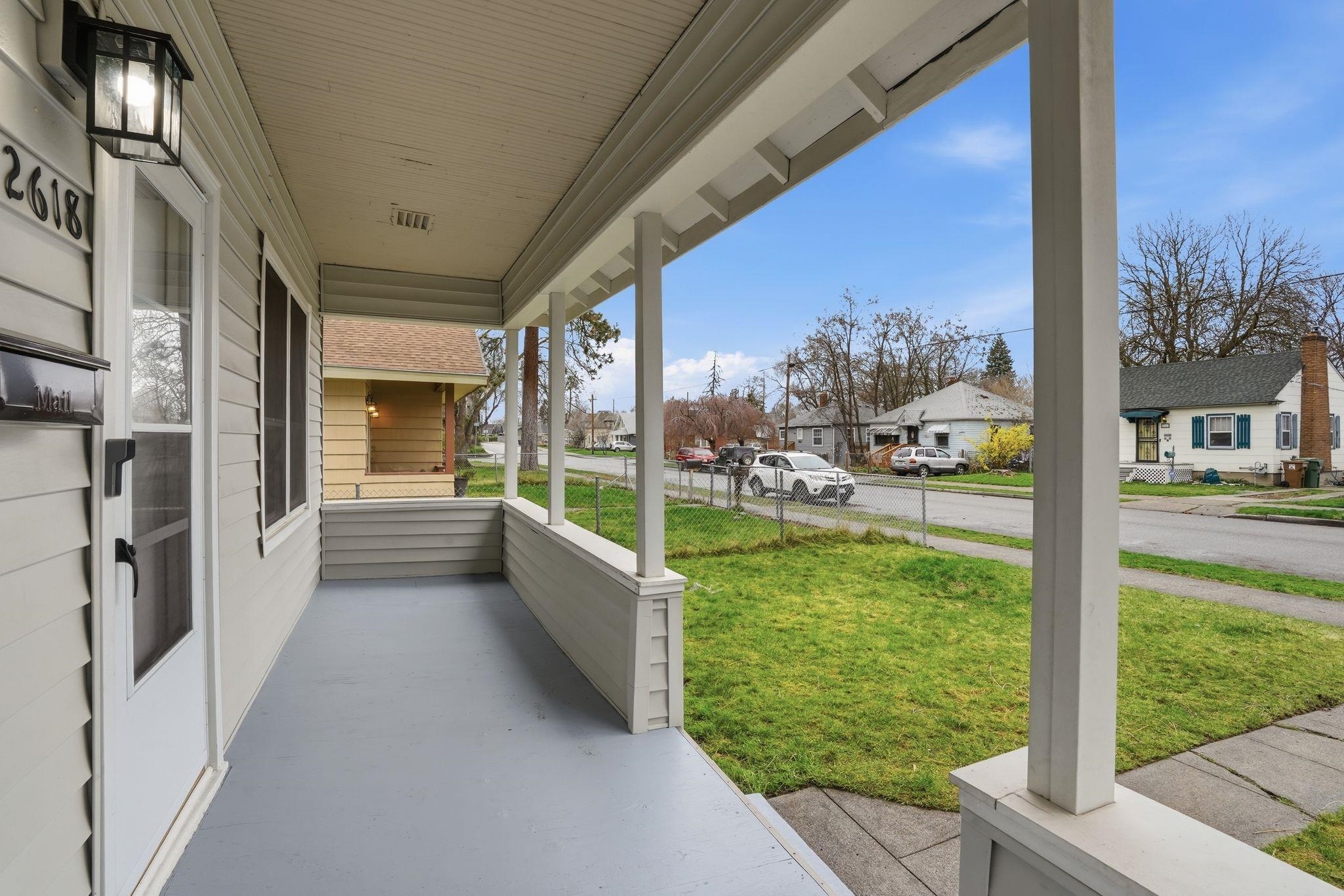 2618 E Hartson Ave - Photo 5