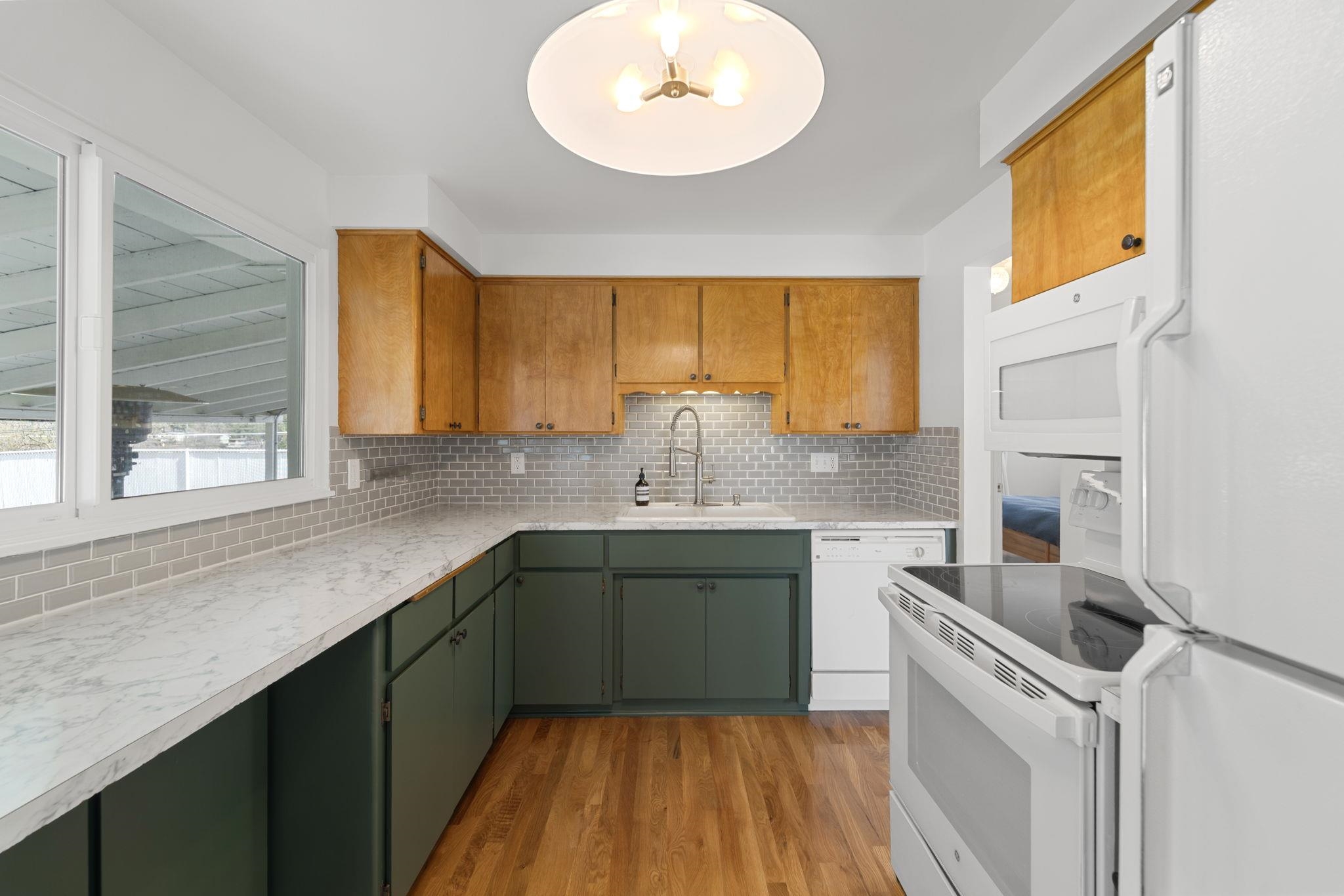 5911 N Ridgeview Pl - Photo 10