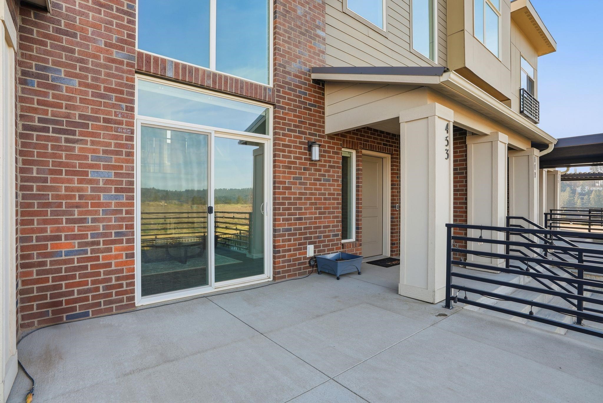 453 N Cochran Pl - Photo 4
