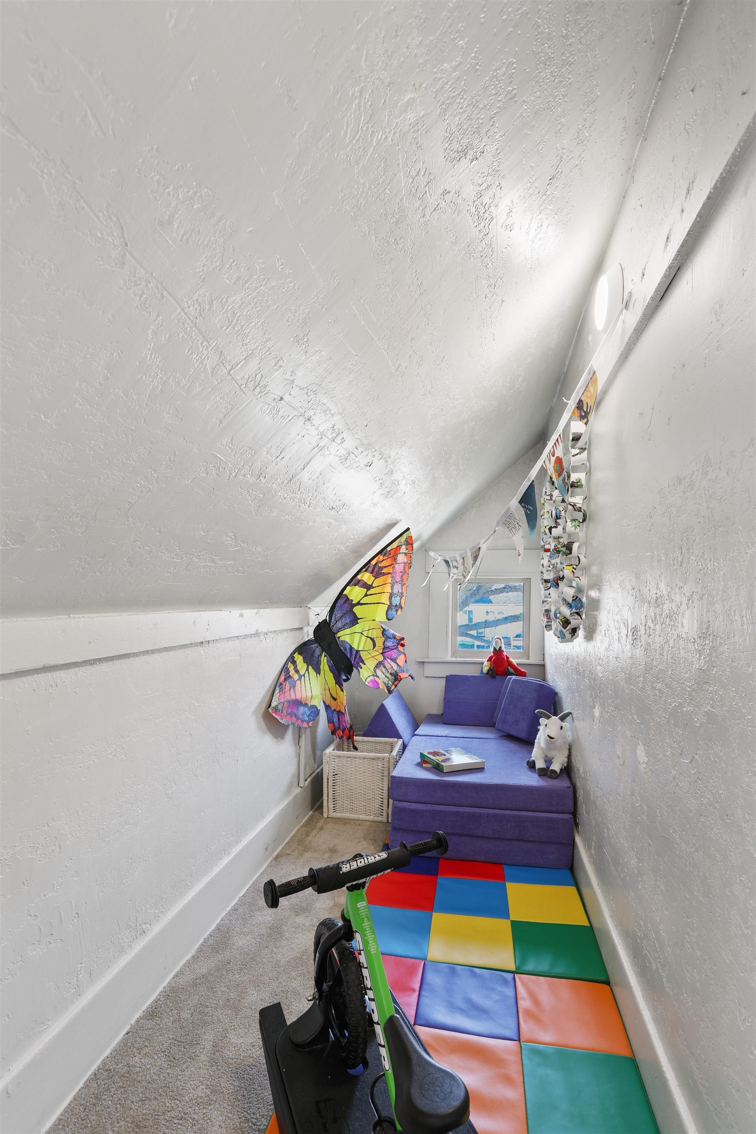 1857 E 9th Ave - Photo 16