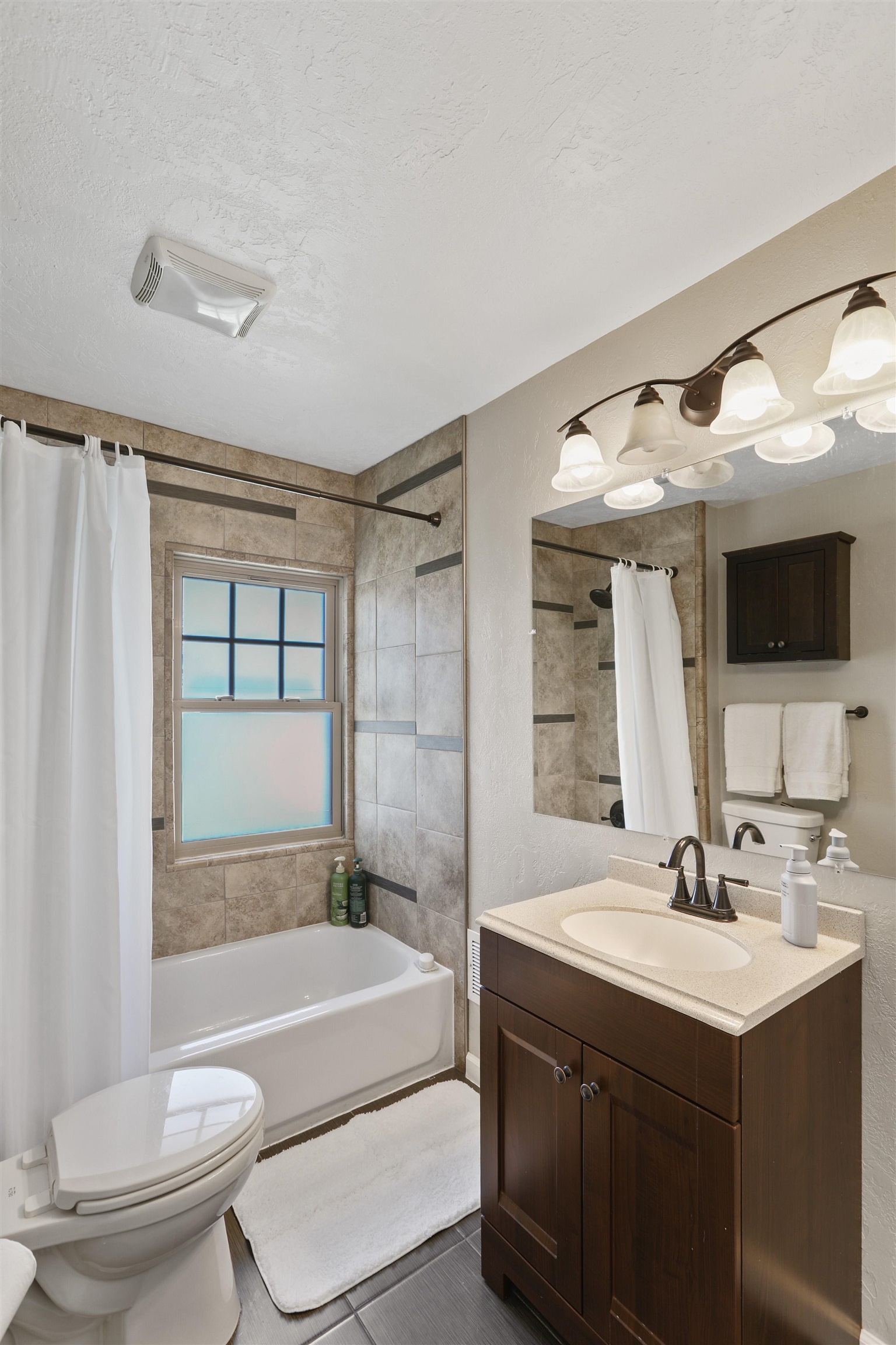 1857 E 9th Ave - Photo 18
