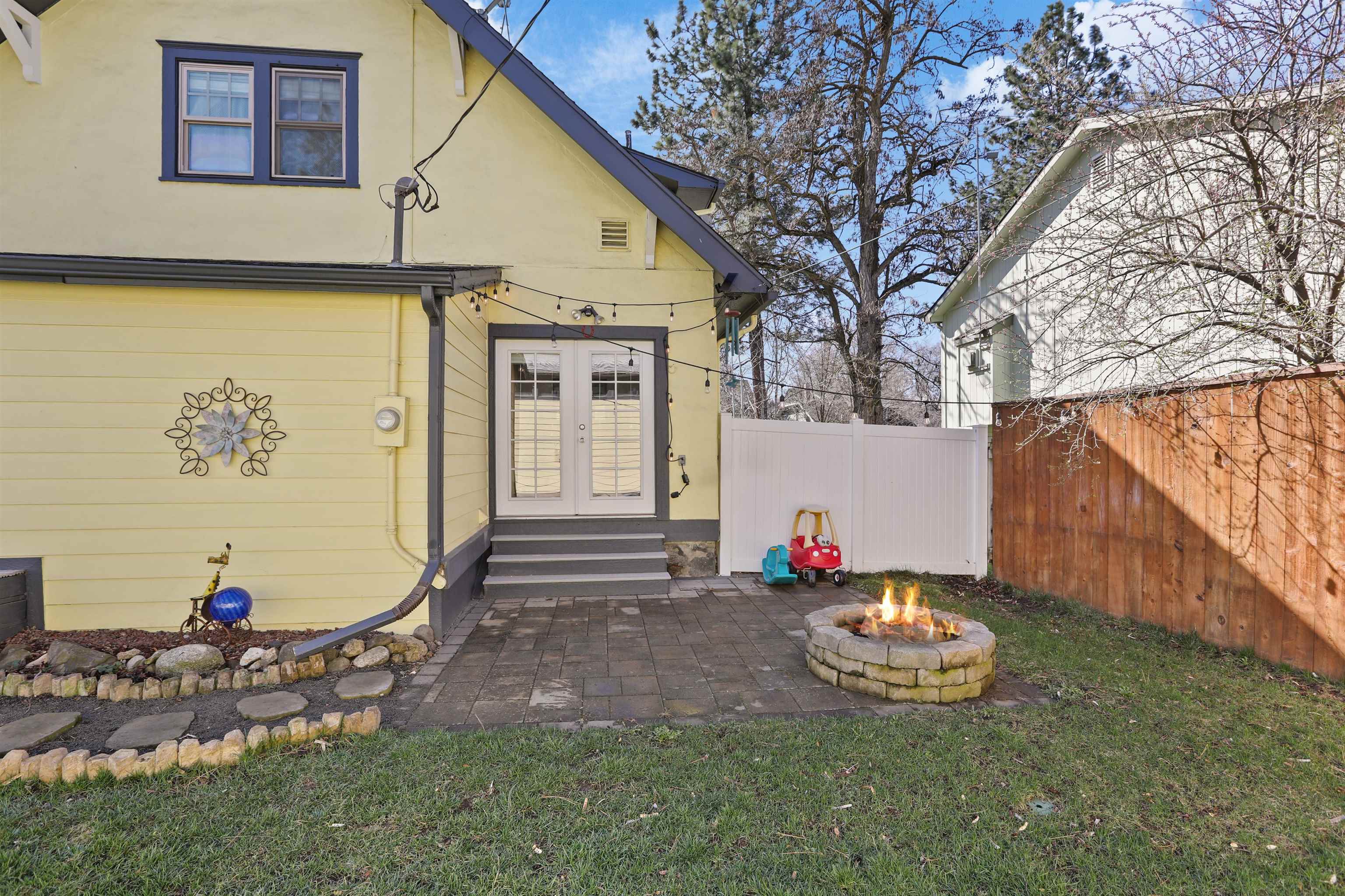 1857 E 9th Ave - Photo 20