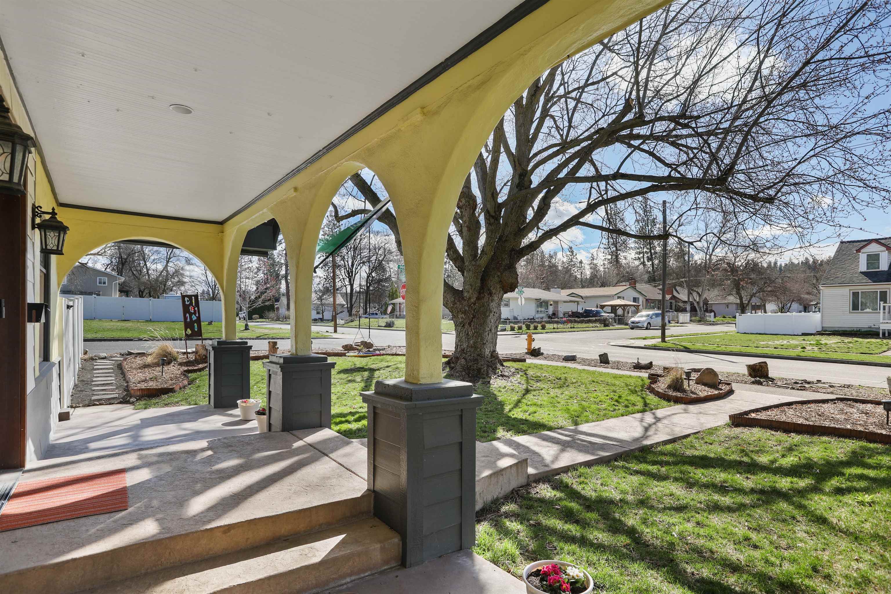 1857 E 9th Ave - Photo 26