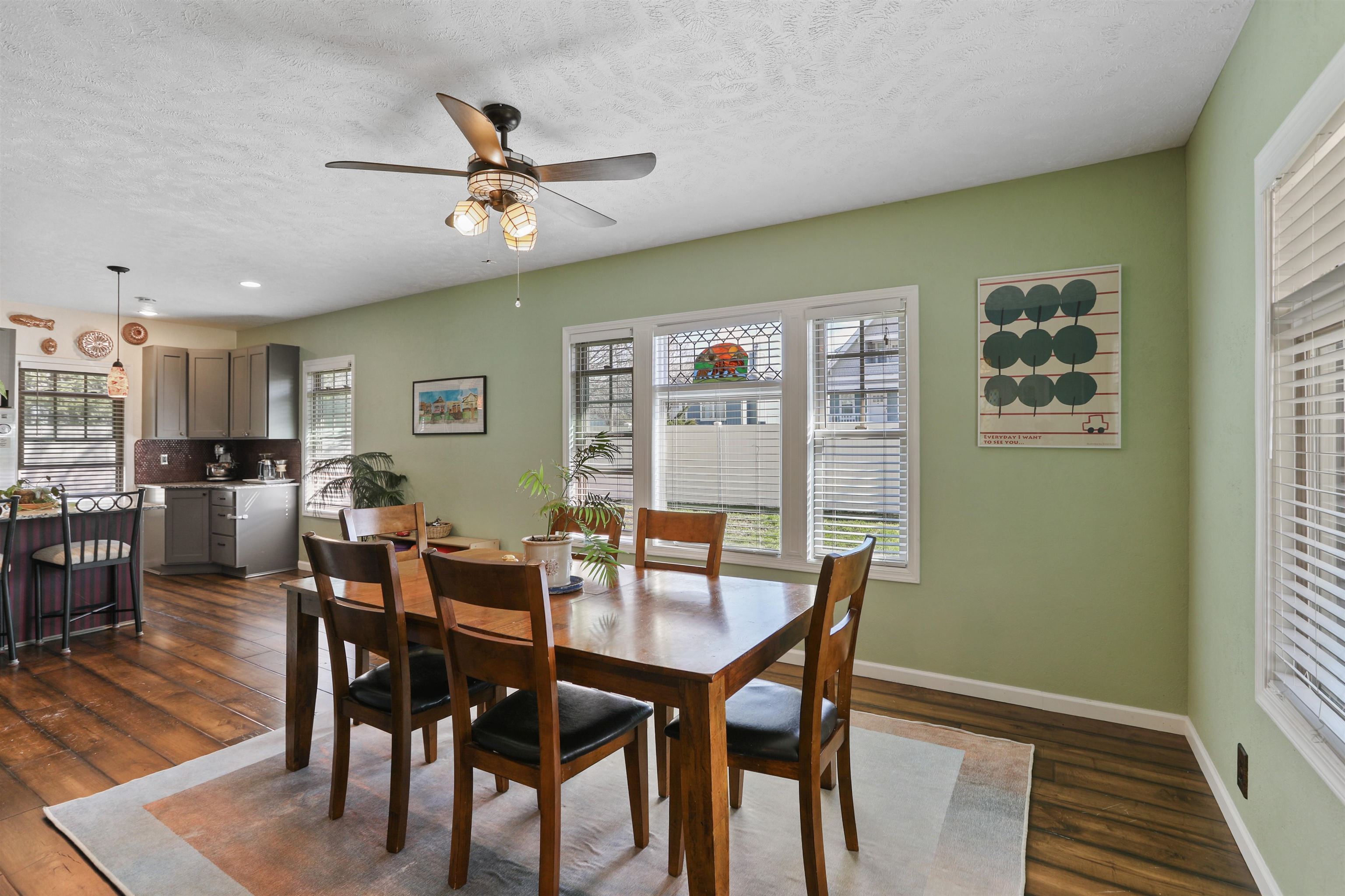 1857 E 9th Ave - Photo 5