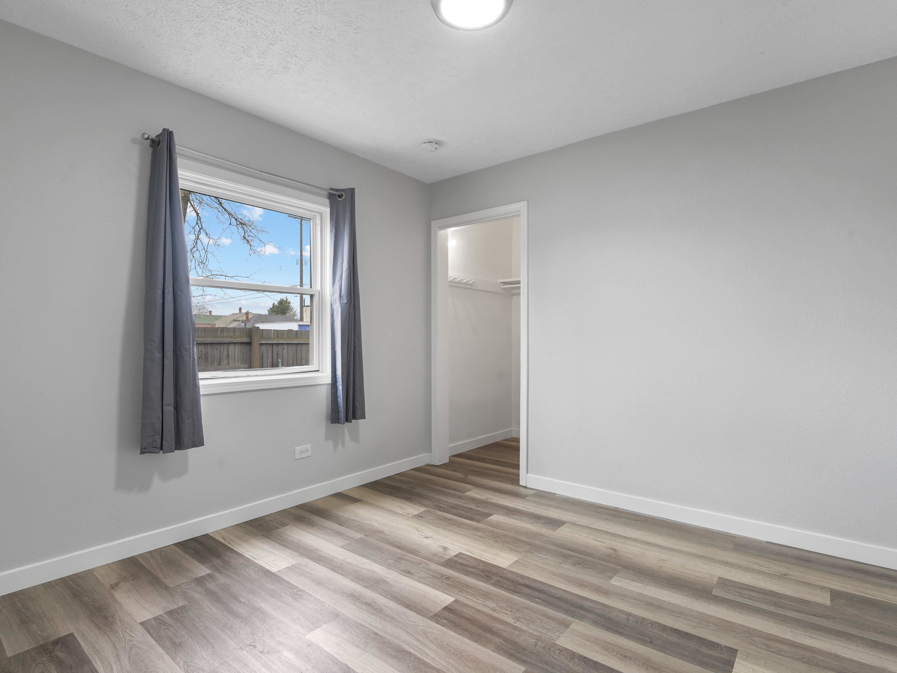 914 W Fairview Ave - Photo 15