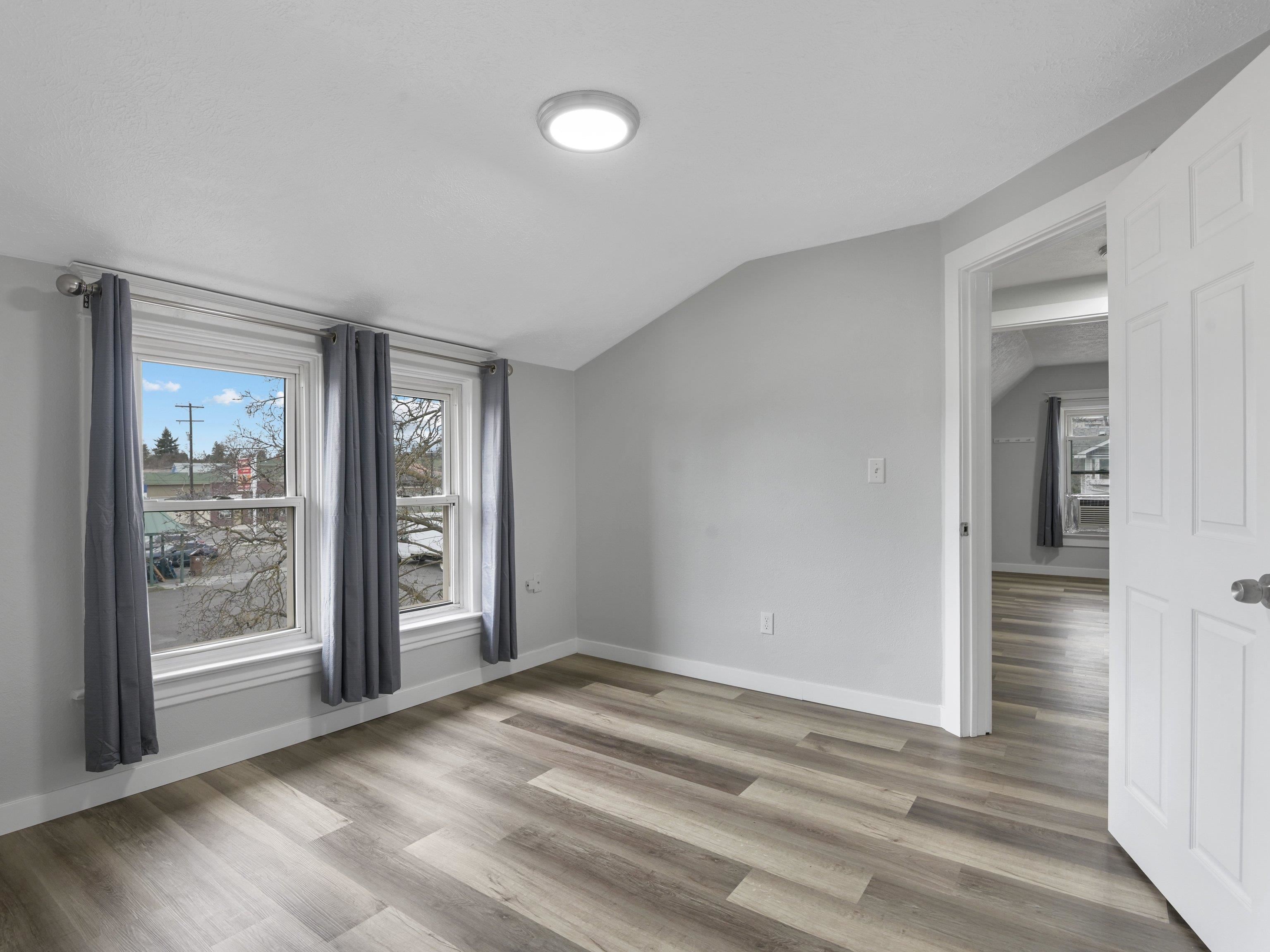 914 W Fairview Ave - Photo 21