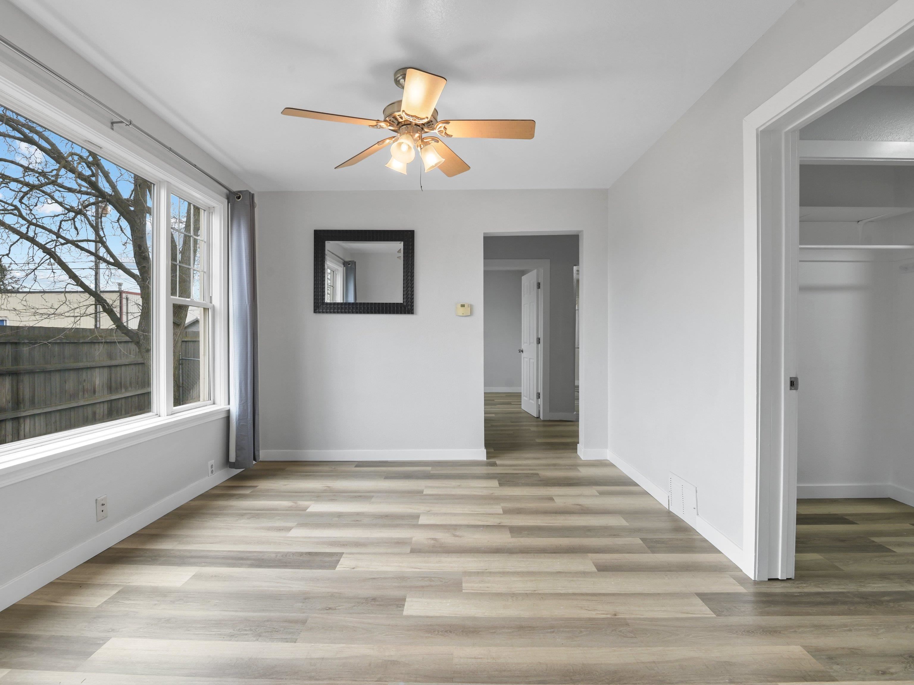 914 W Fairview Ave - Photo 5