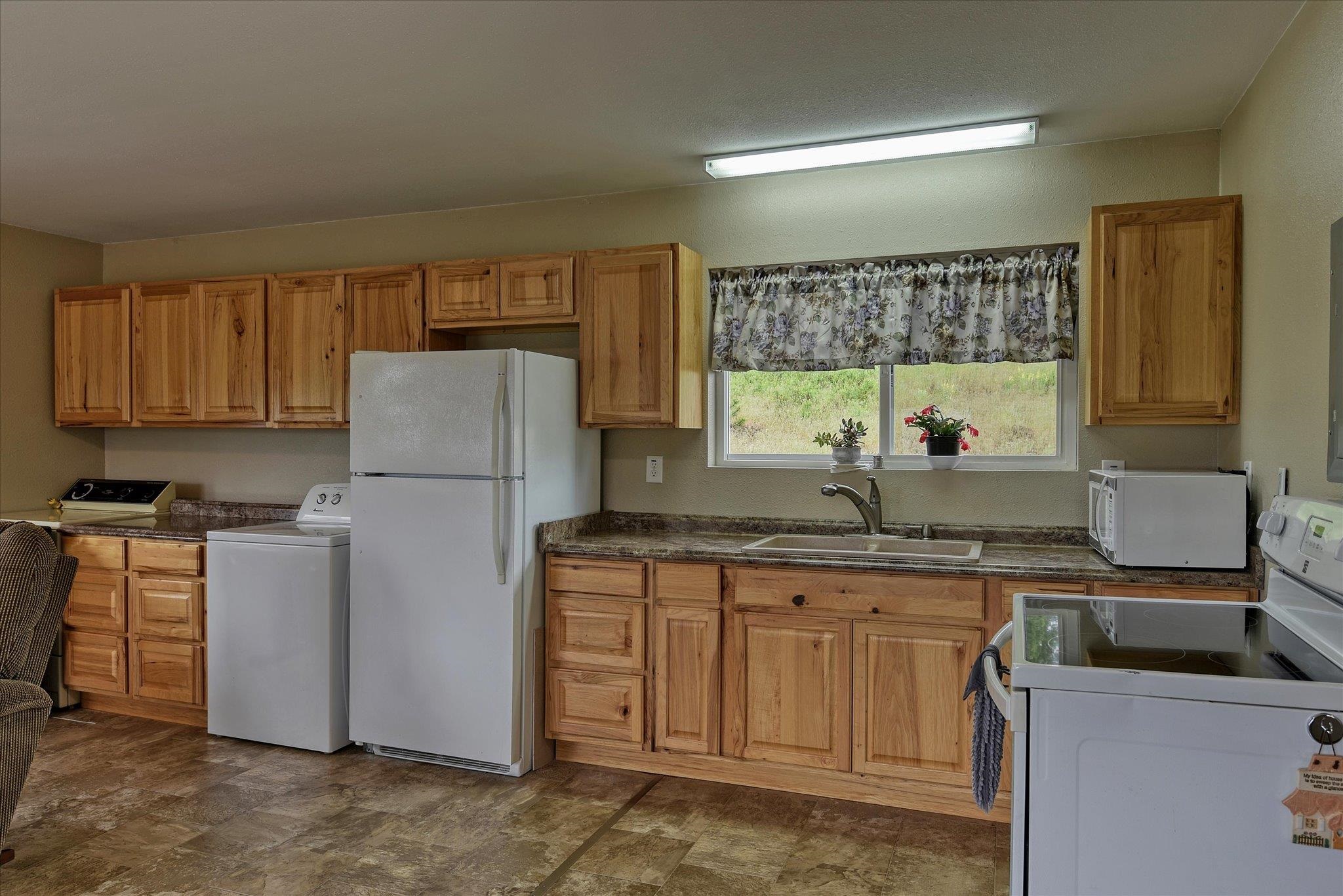 419 US 395 S Rd - Photo 37