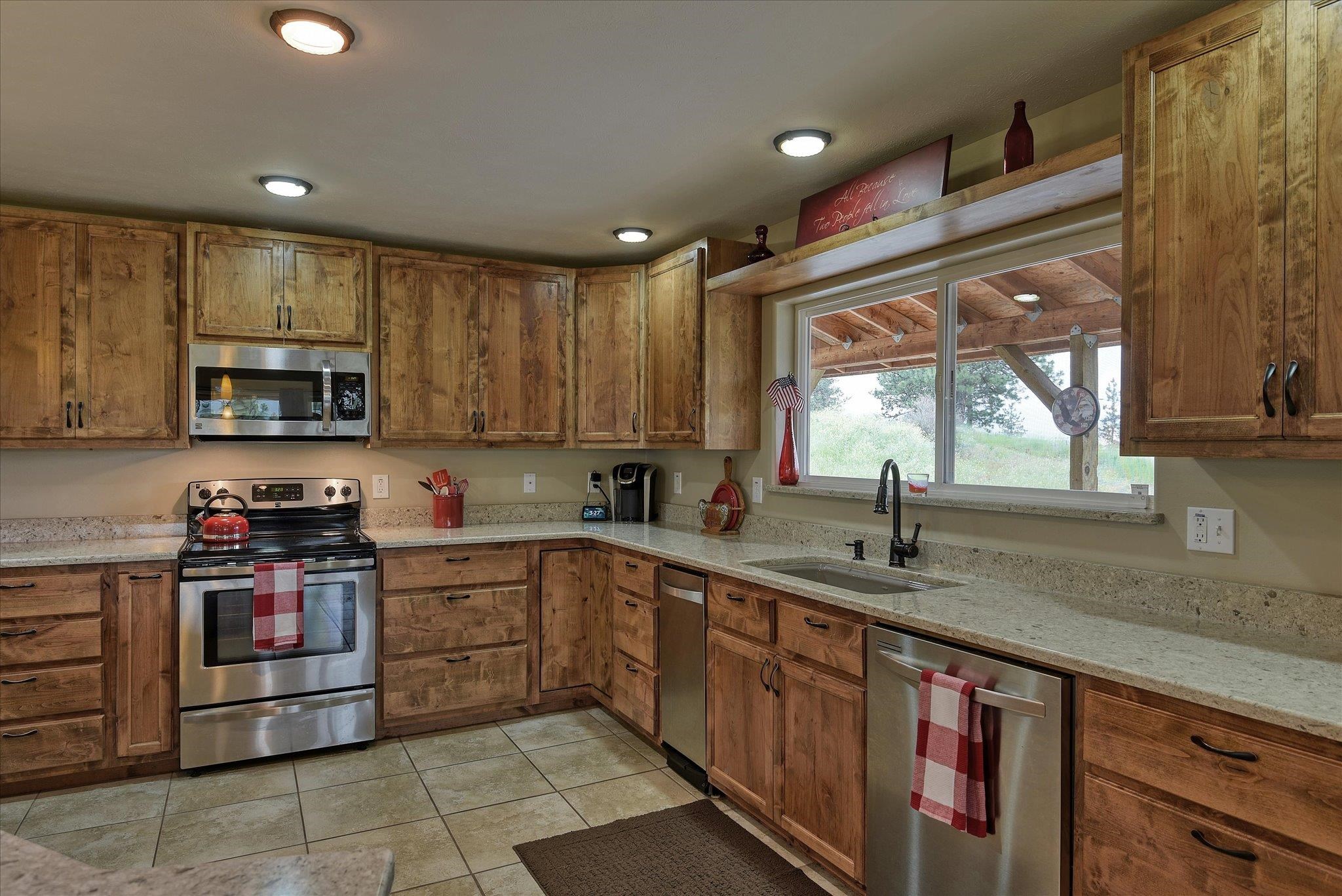 419 US 395 S Rd - Photo 5
