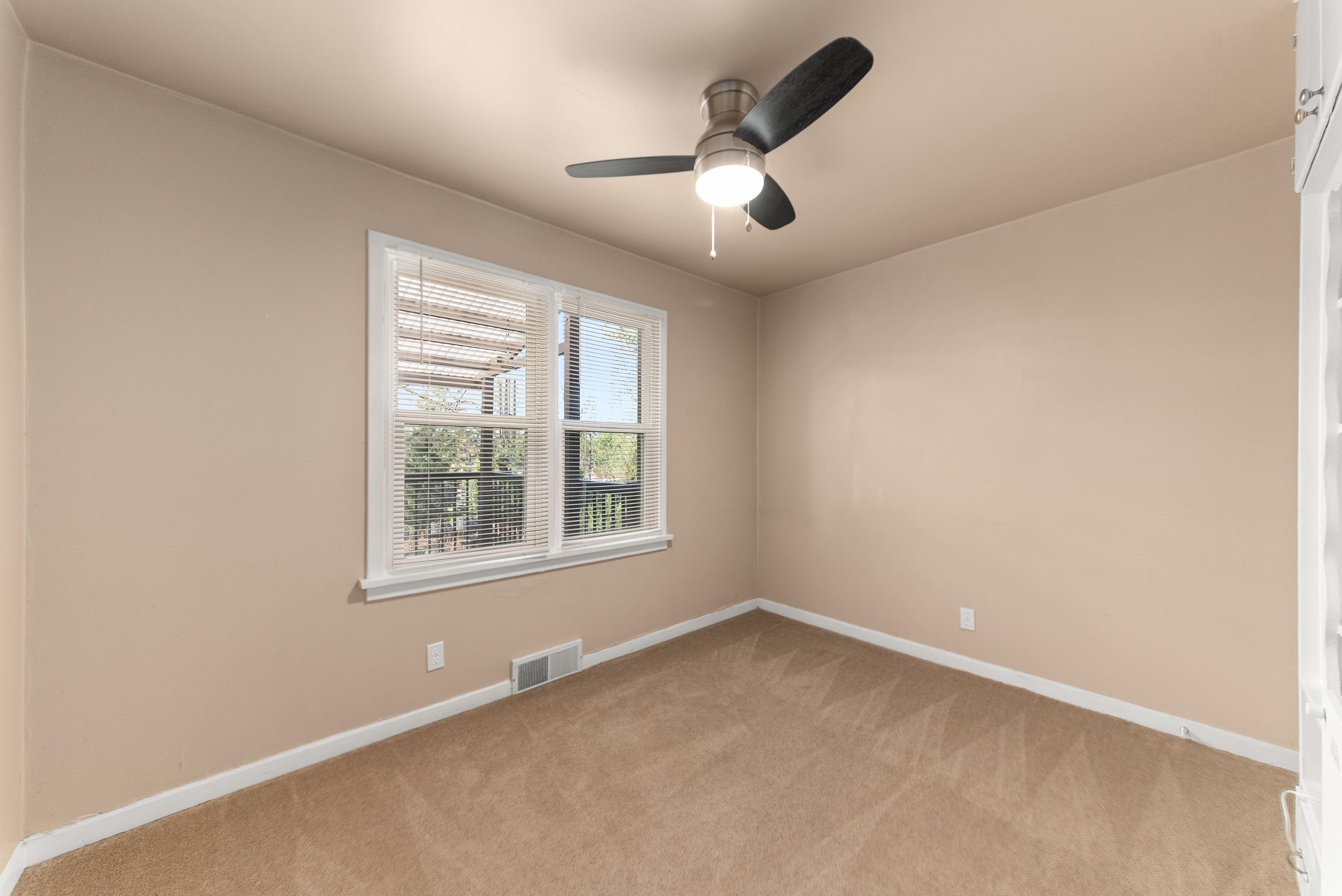 4822 N Driscoll Blvd - Photo 14