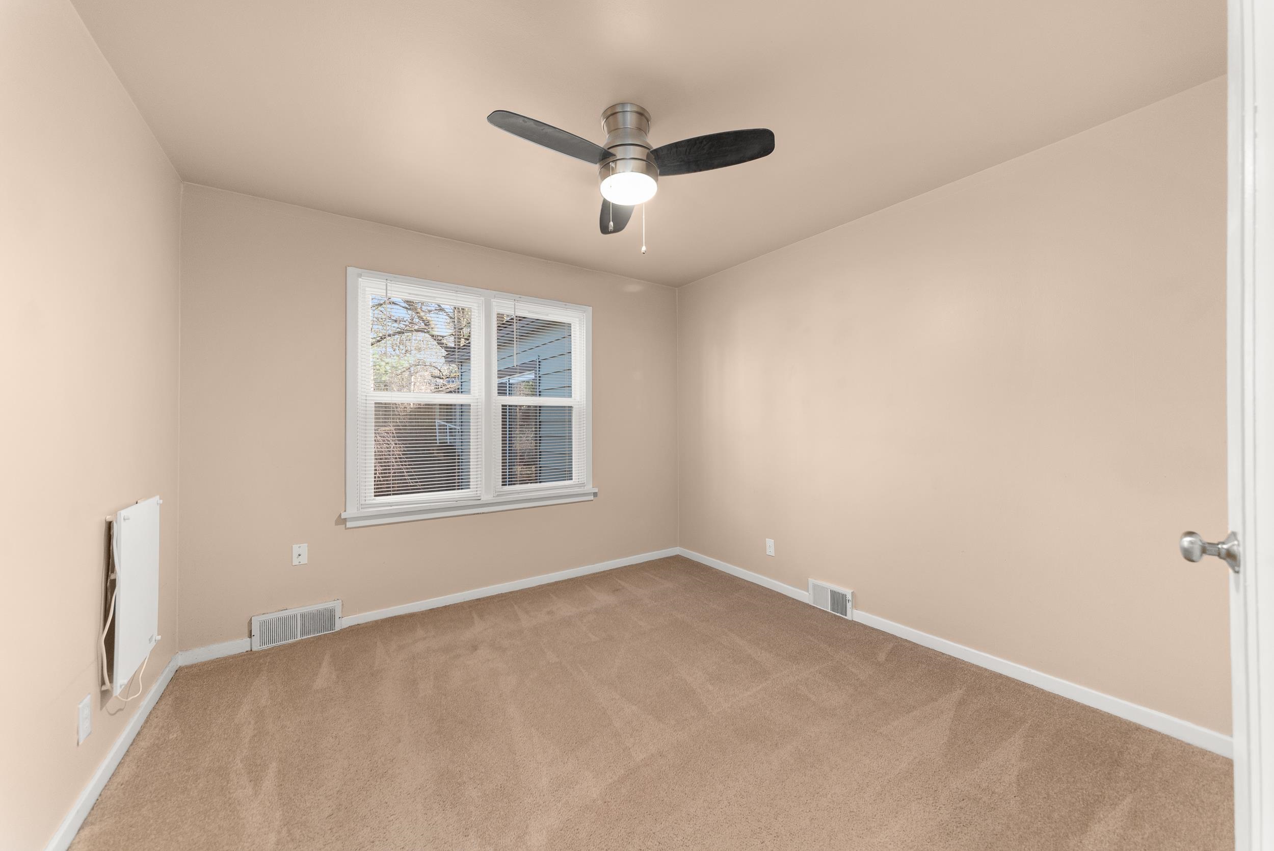4822 N Driscoll Blvd - Photo 16