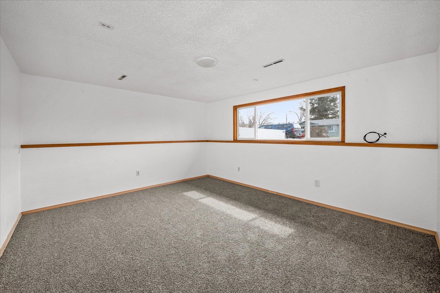 2917 E Ermina Ave - Photo 13