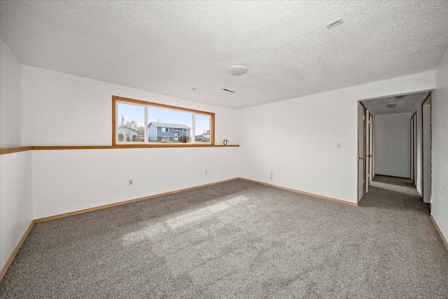 2917 E Ermina Ave - Photo 14