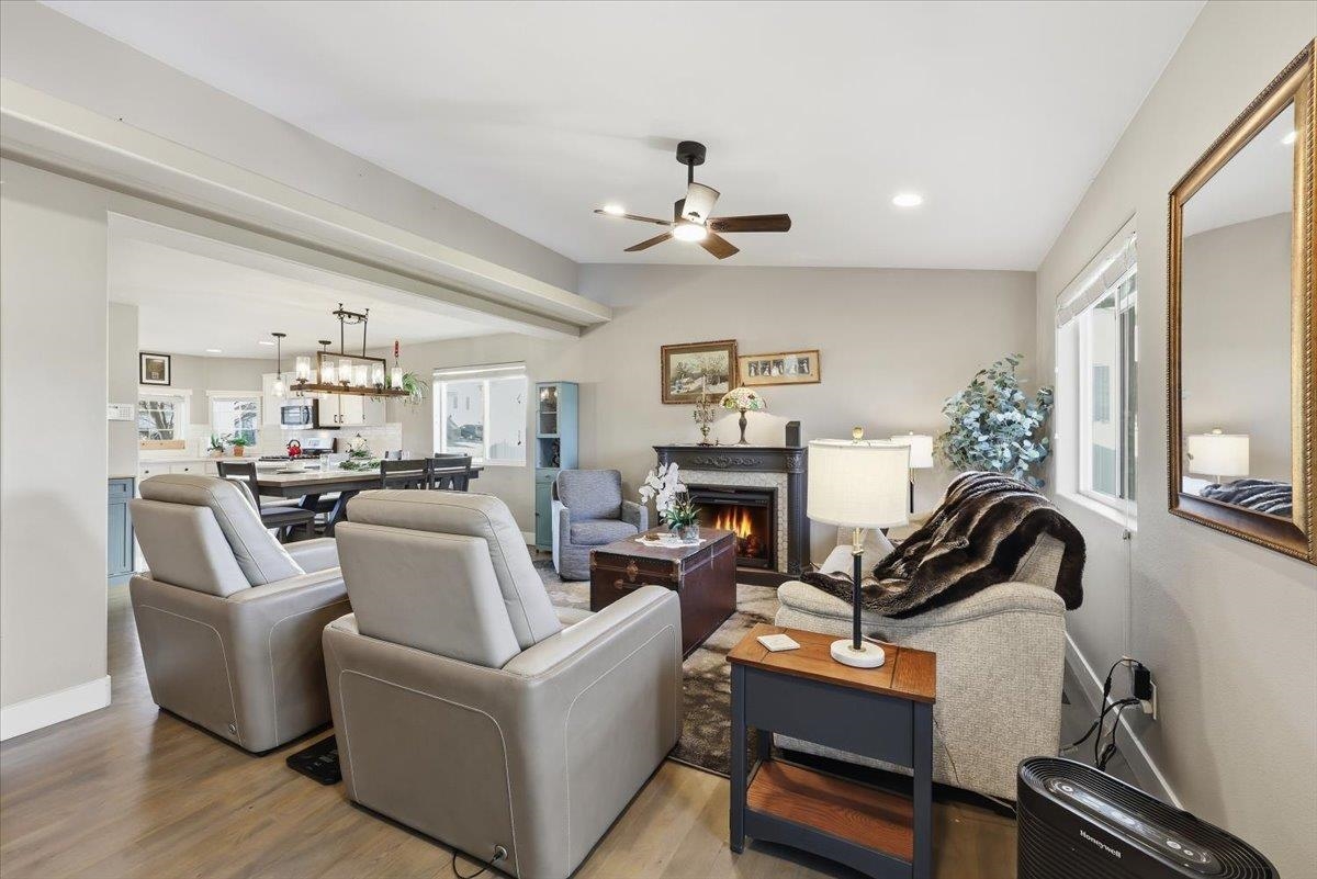 3211 E 43rd Ave - Photo 8