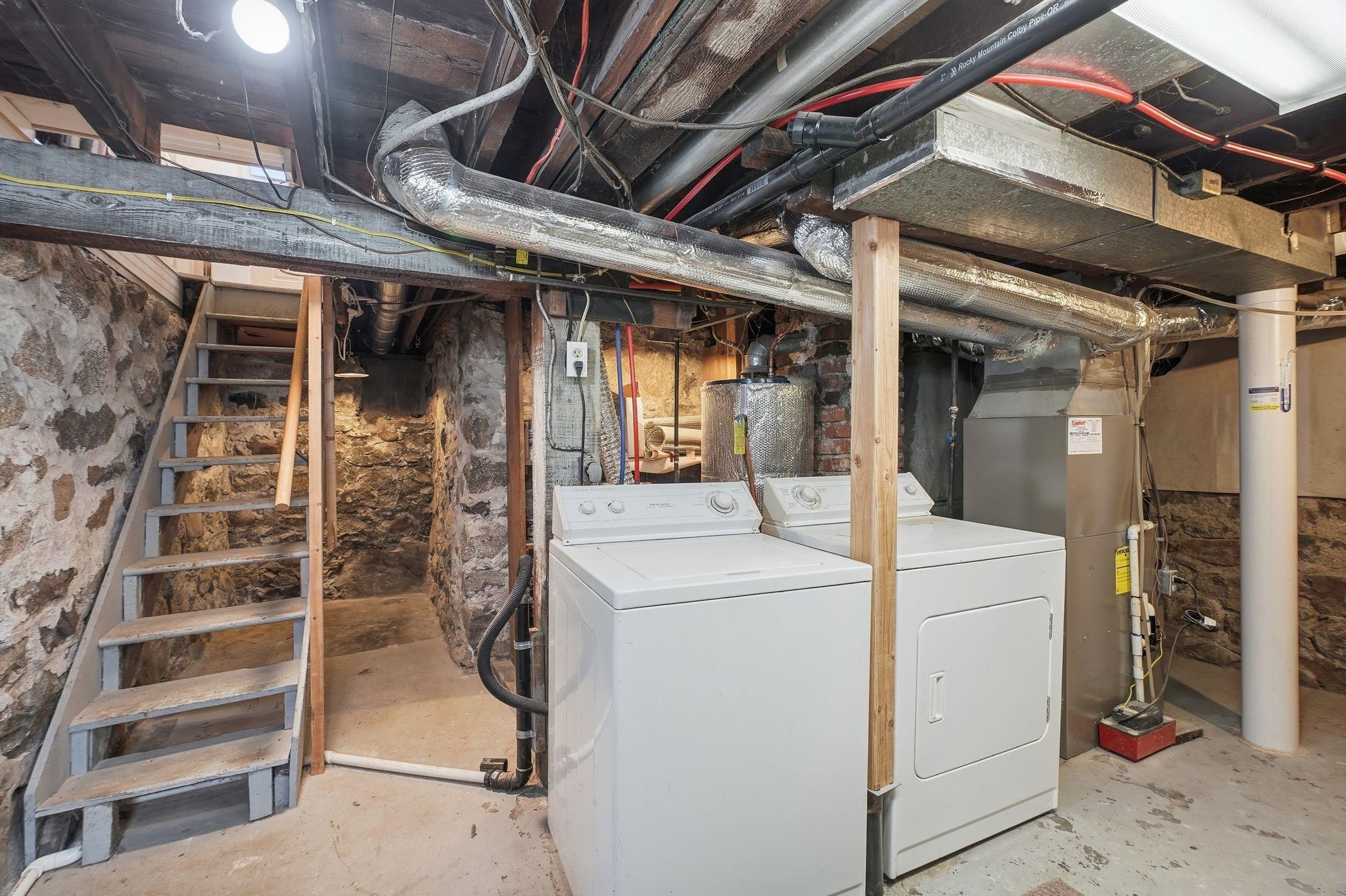 2415 N Adams St - Photo 18