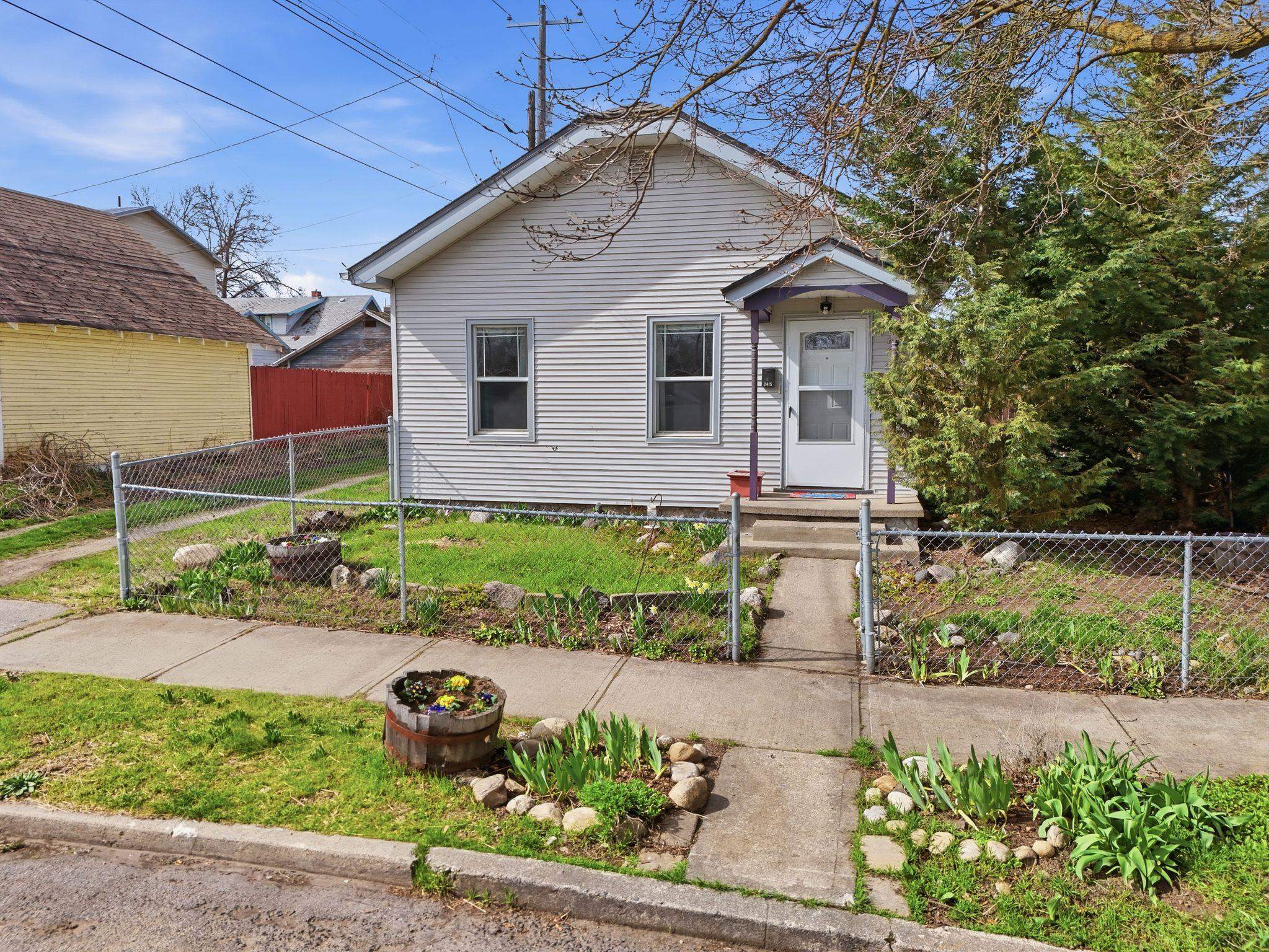 2415 N Adams St - Photo 26