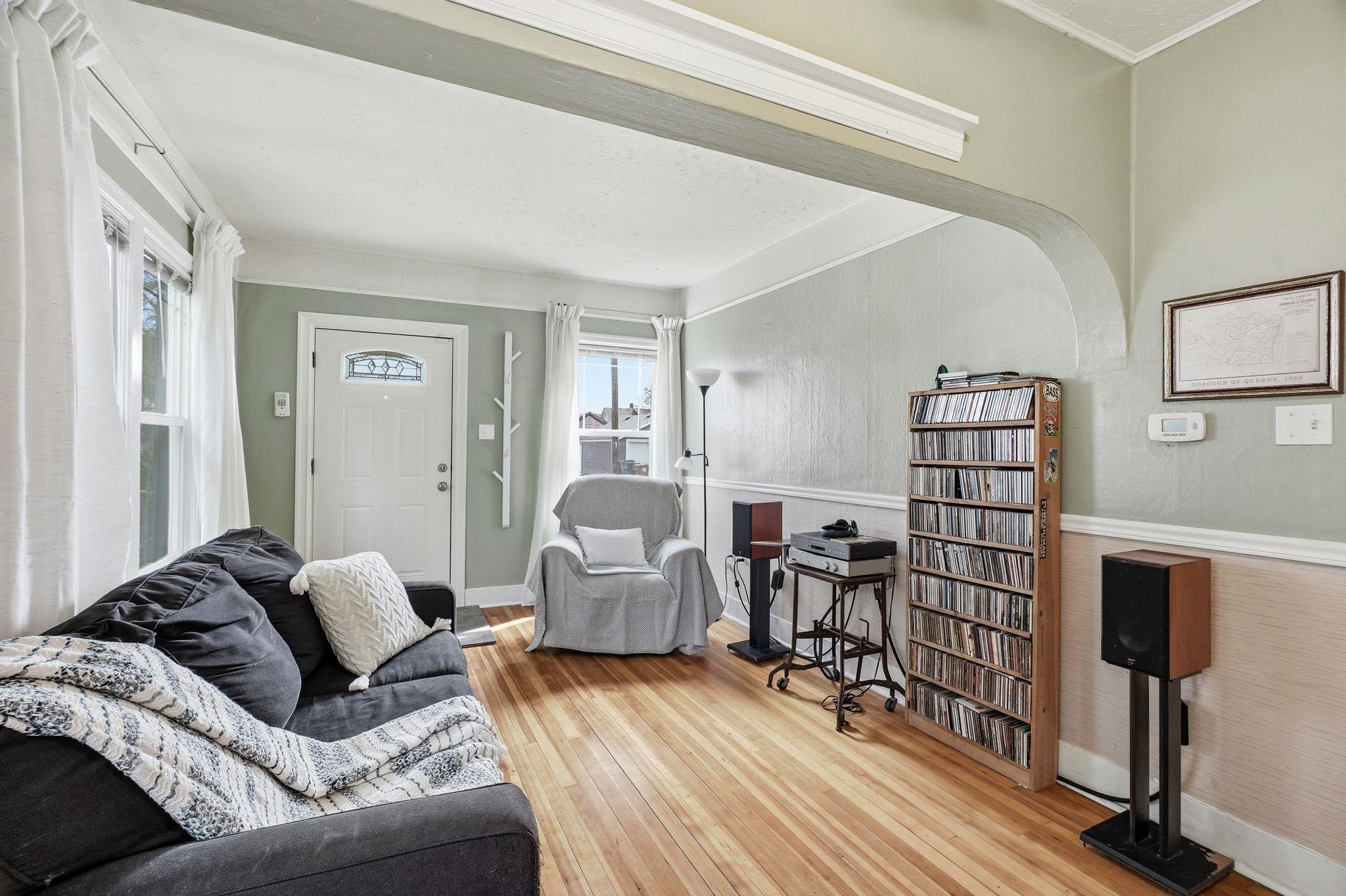 2415 N Adams St - Photo 5