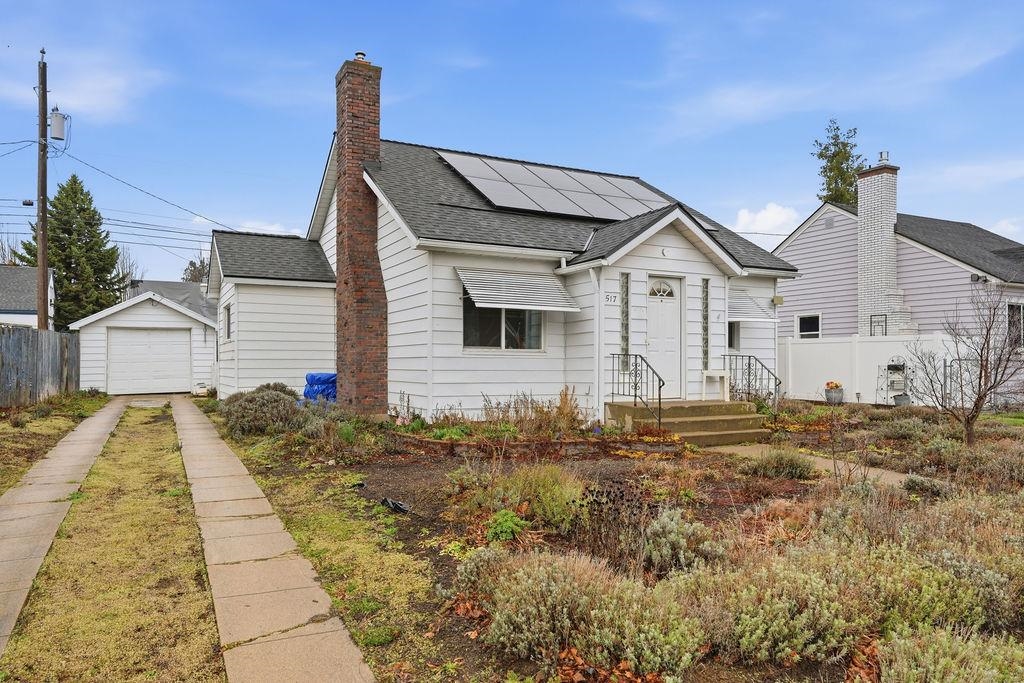 517 E Hoffman Ave - Photo 1