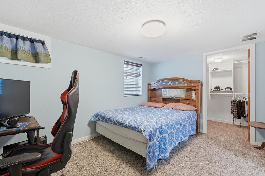 517 E Hoffman Ave - Photo 19