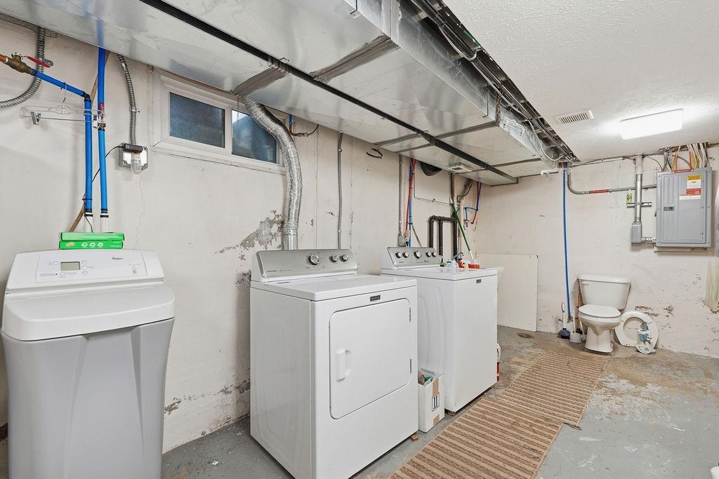 517 E Hoffman Ave - Photo 21