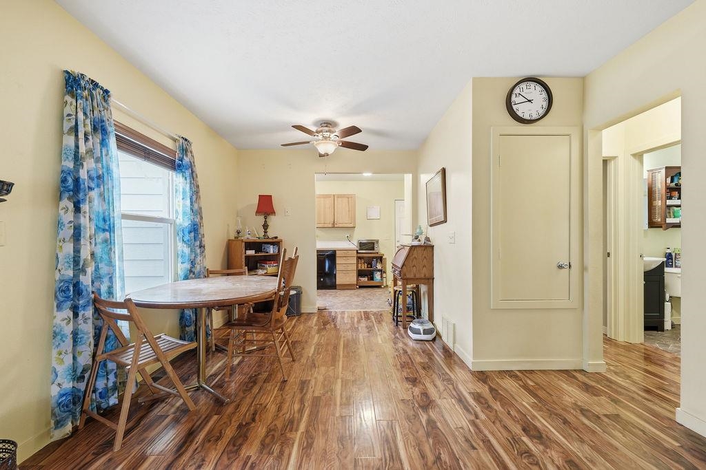 517 E Hoffman Ave - Photo 8