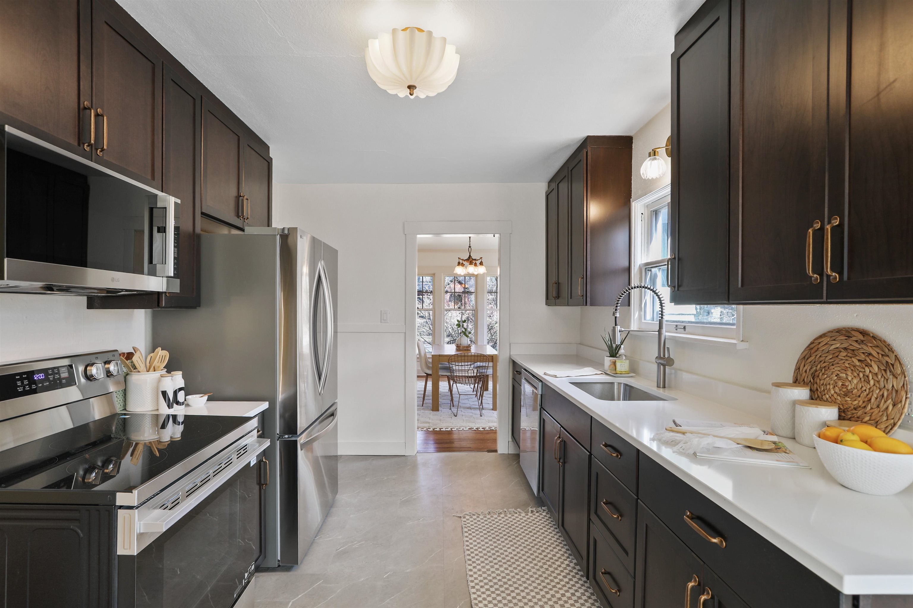 912 E 26th Ave - Photo 8