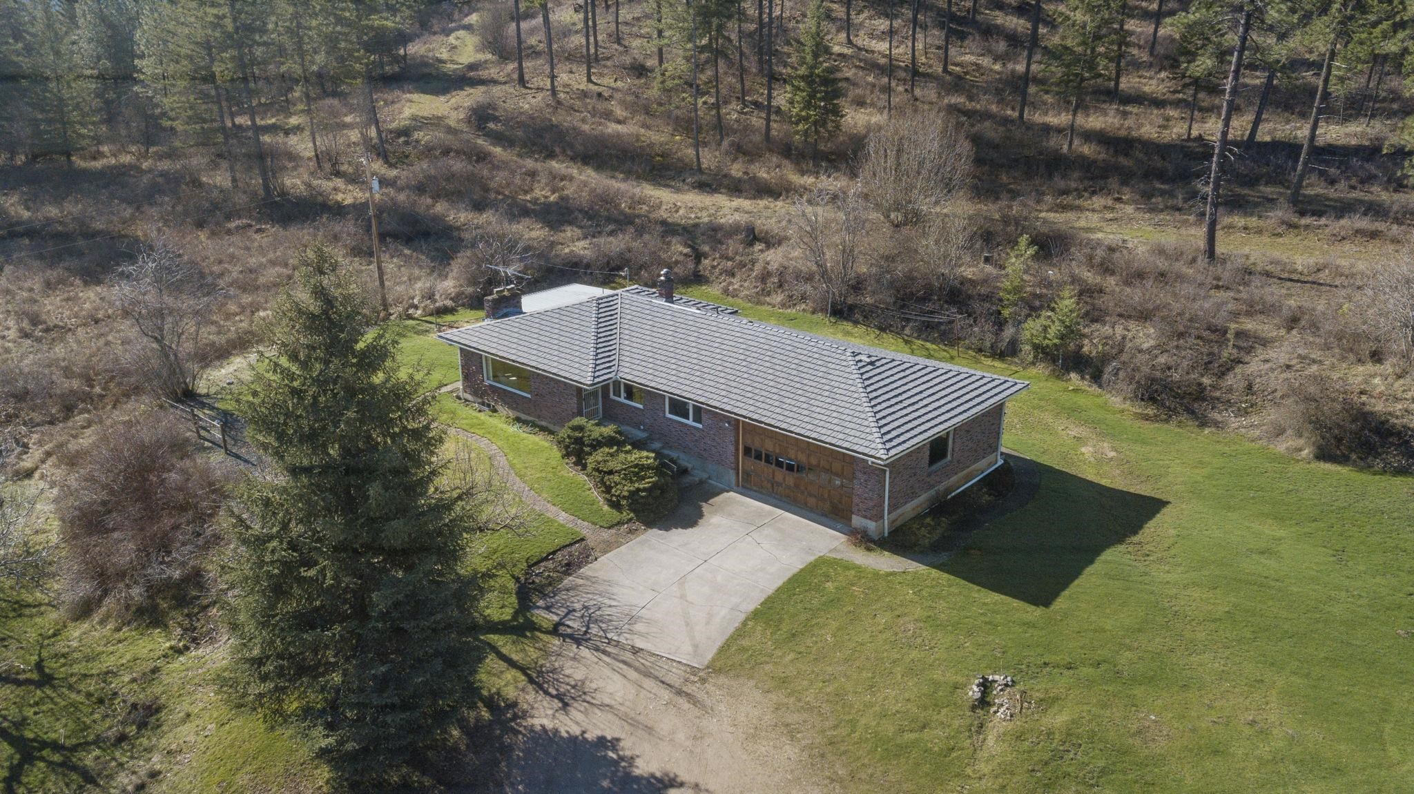 12904 E Sillman Rd - Photo 1