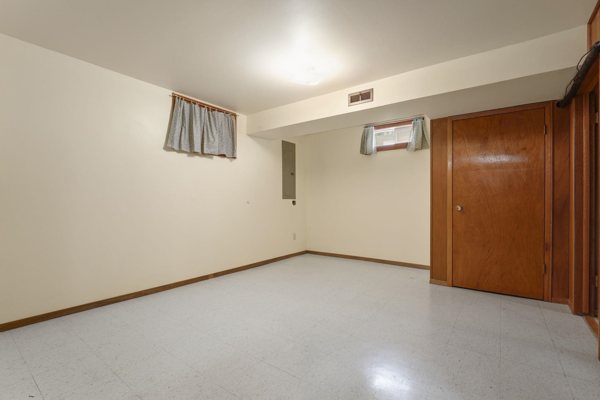12904 E Sillman Rd - Photo 19