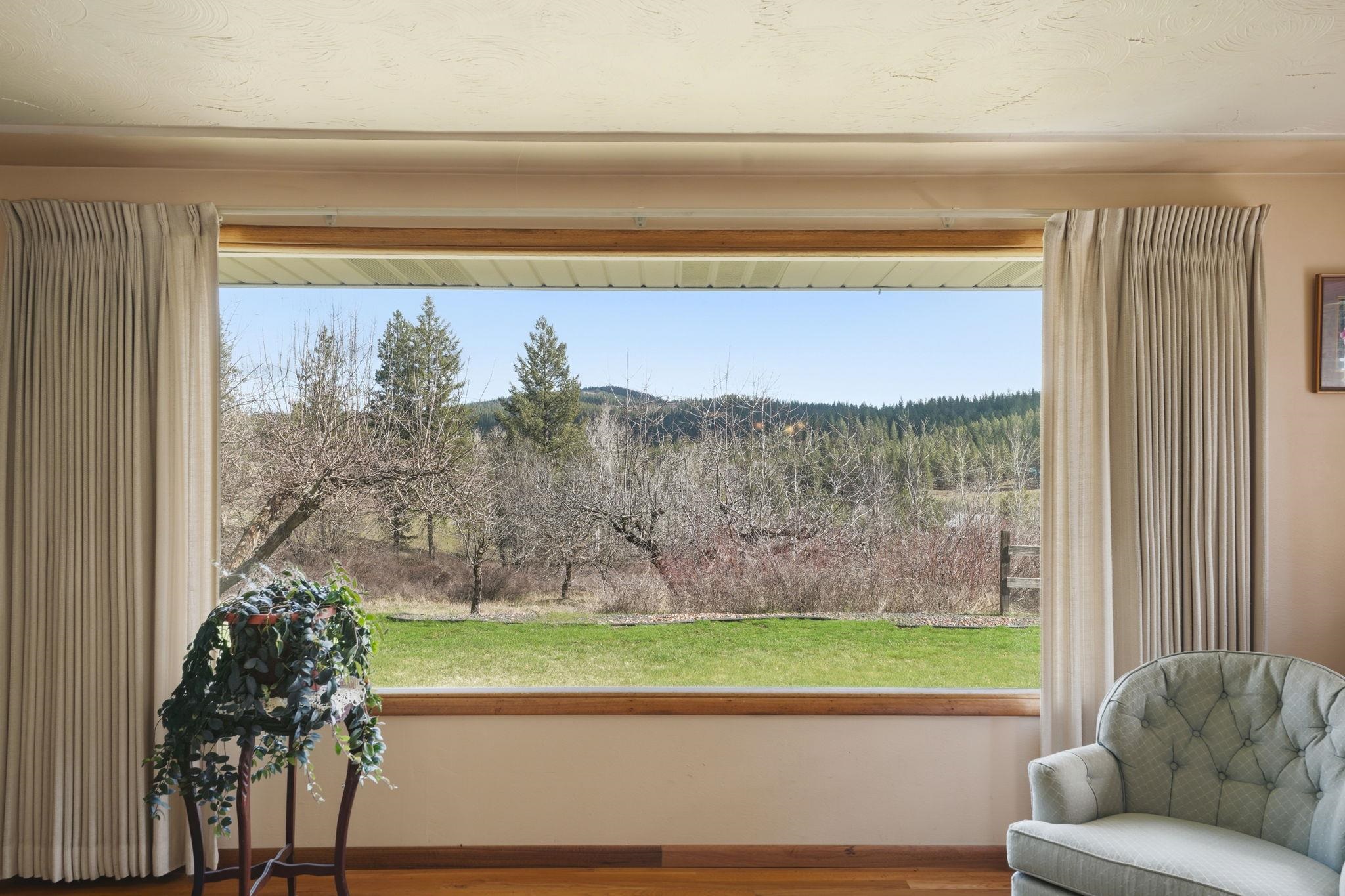 12904 E Sillman Rd - Photo 5