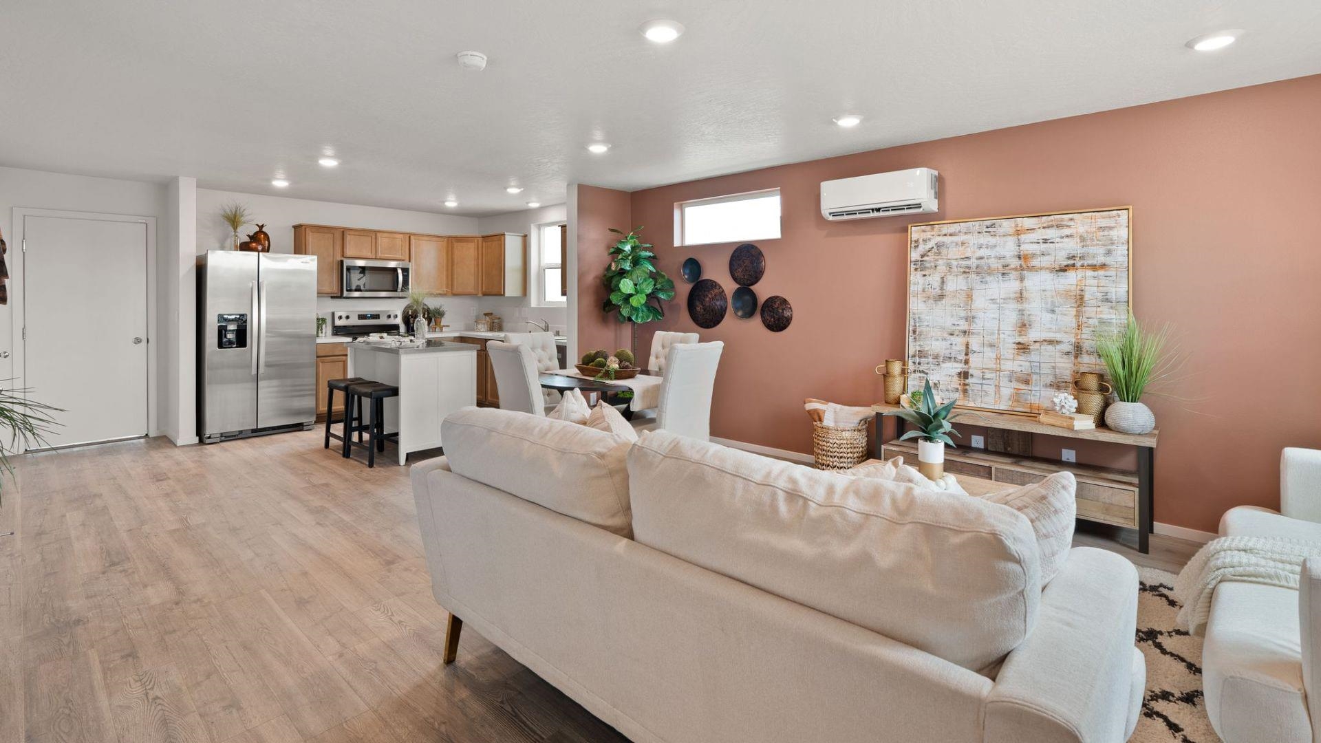 5244 E Mckinnon Ln - Photo 2