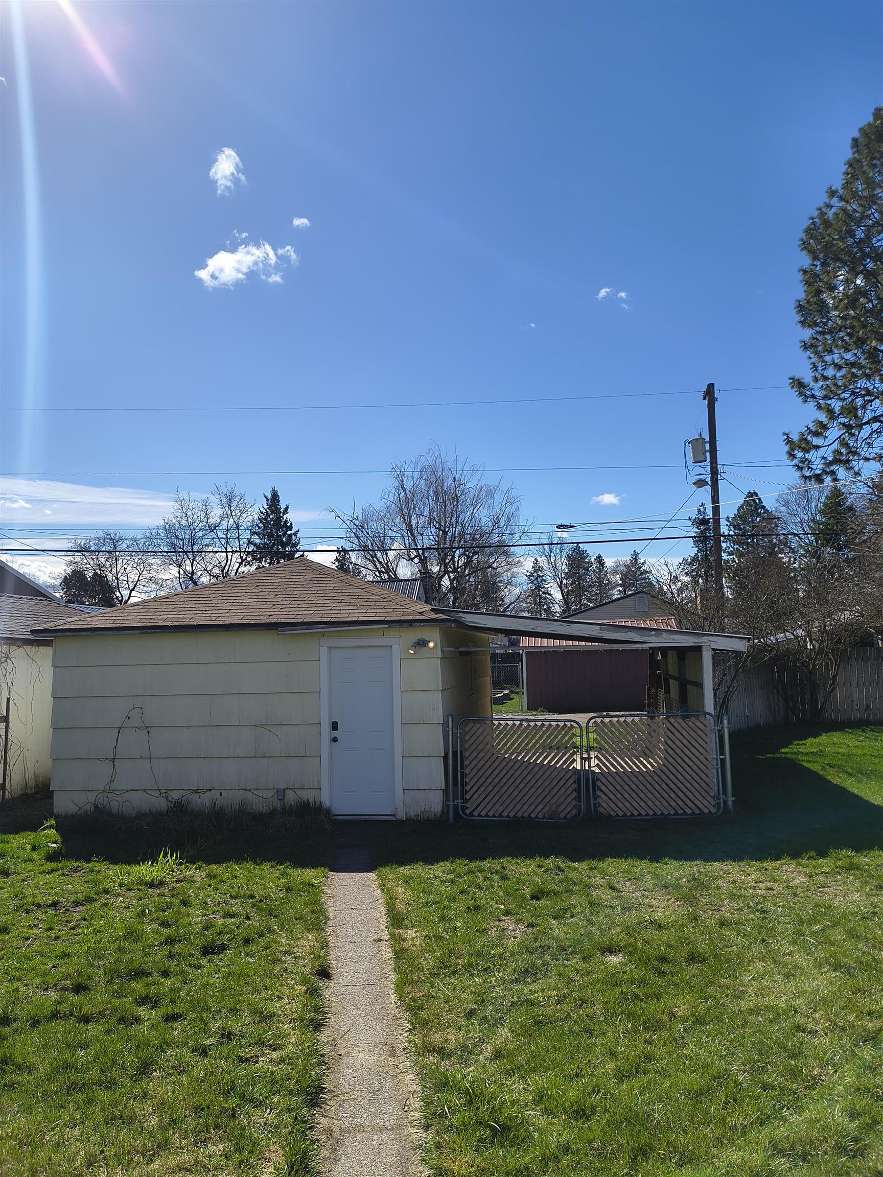 1026 E Crown Ave - Photo 15
