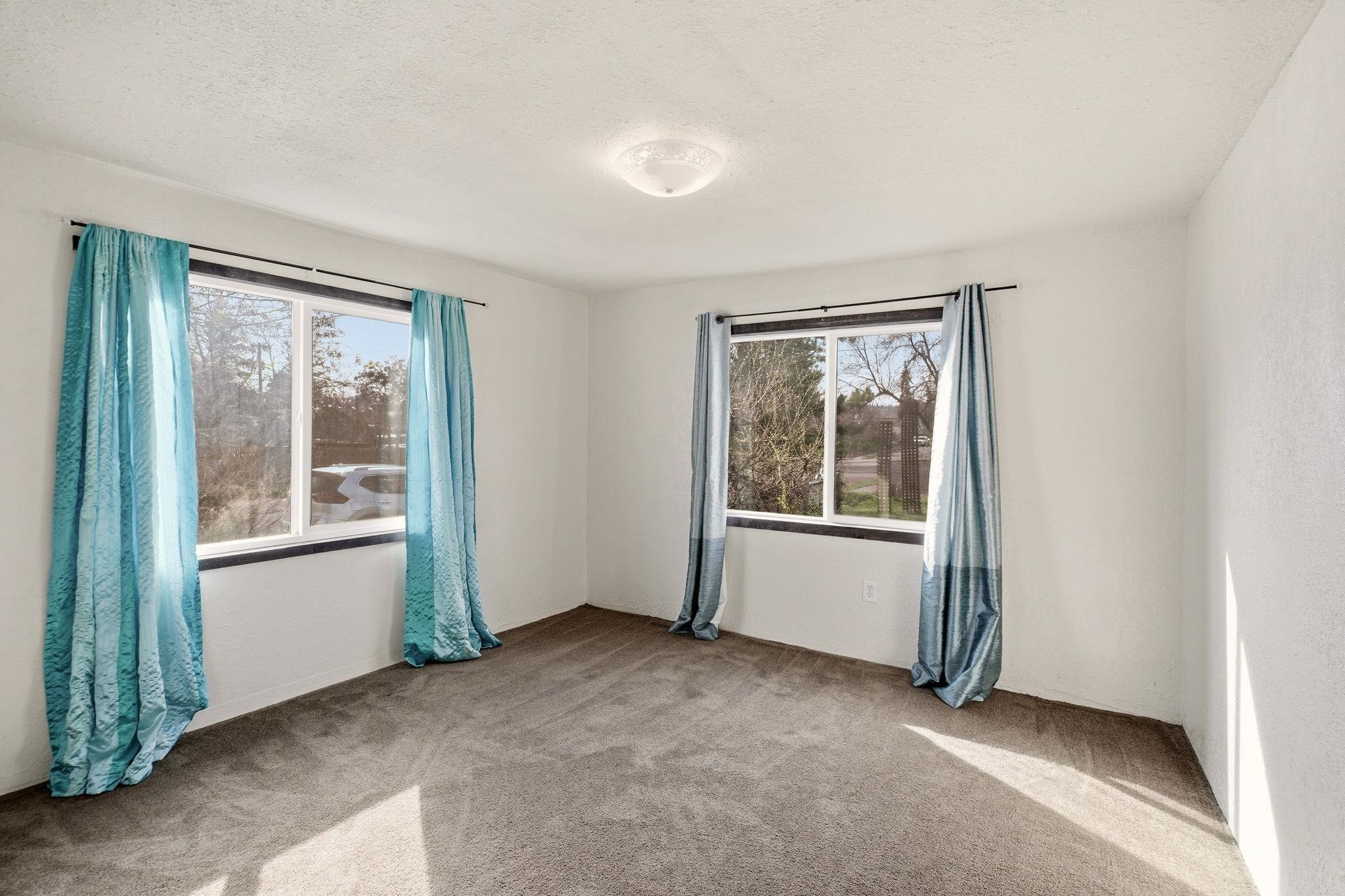 1528 E Boone Ave - Photo 15