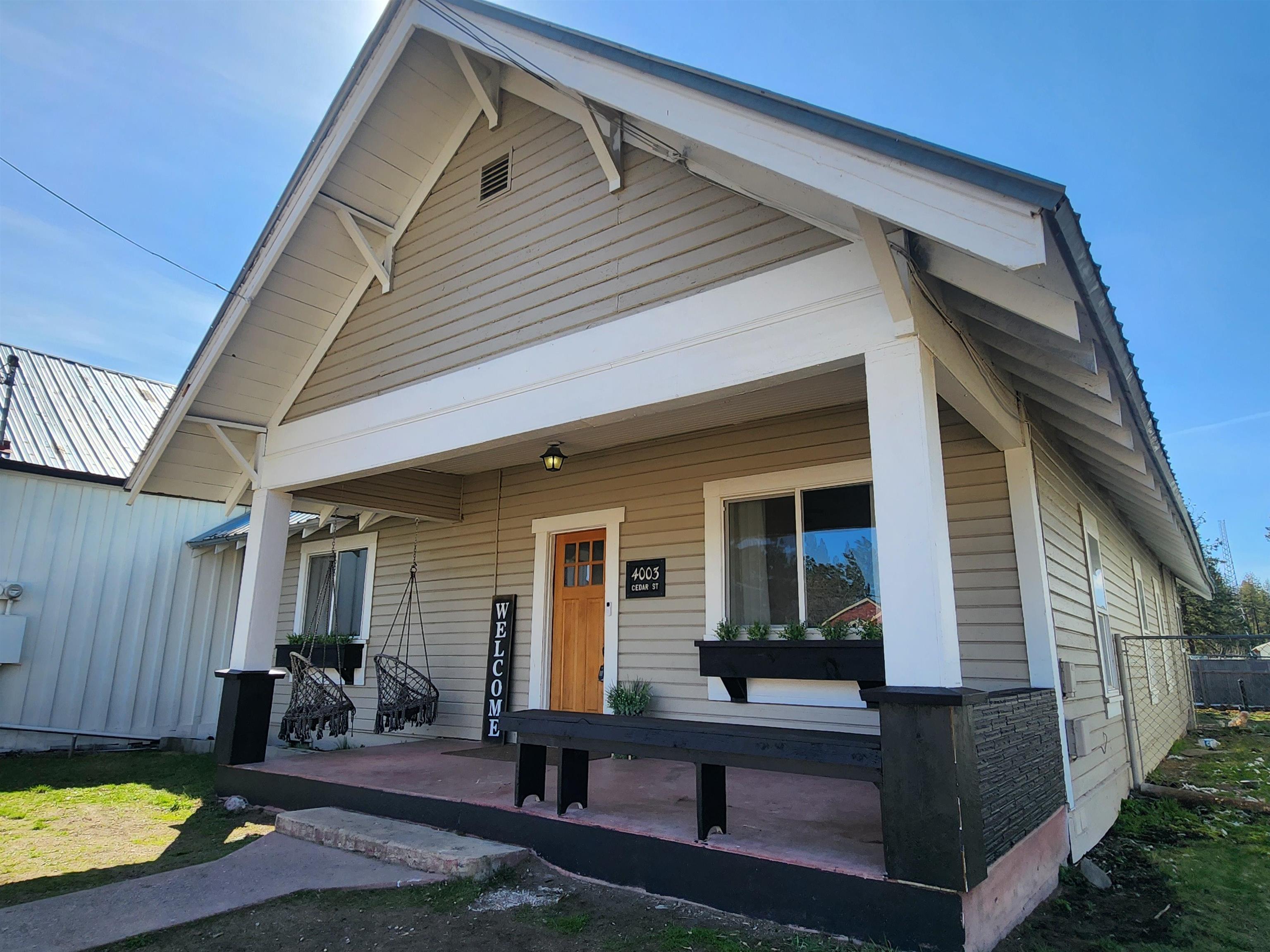 4003 Cedar St - Photo 2