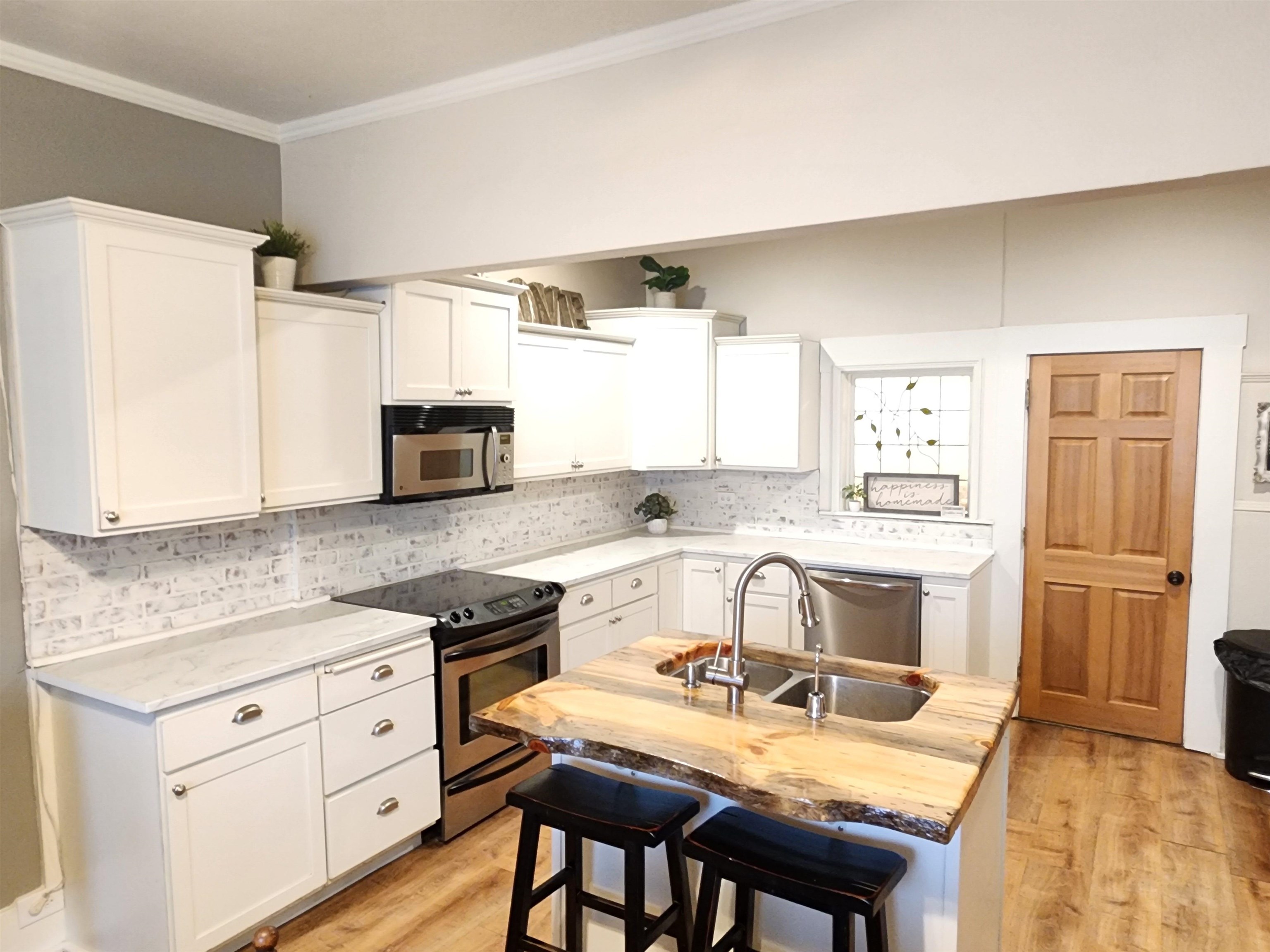 4003 Cedar St - Photo 13