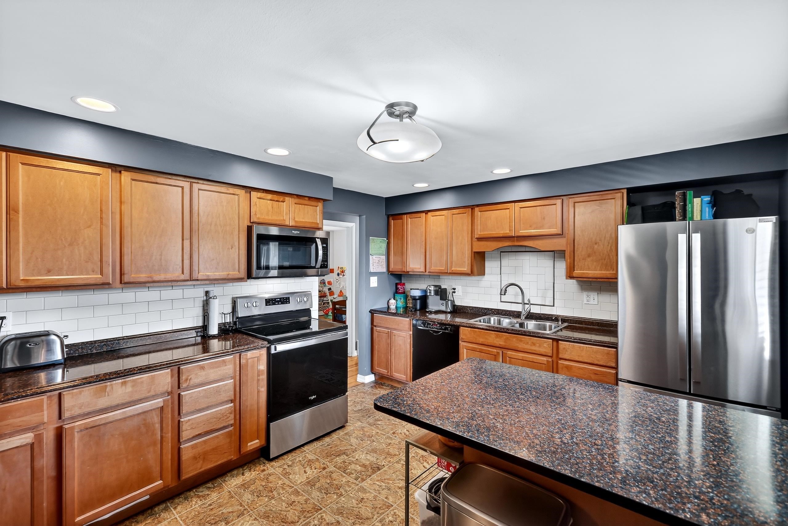6606 N Audubon St - Photo 11