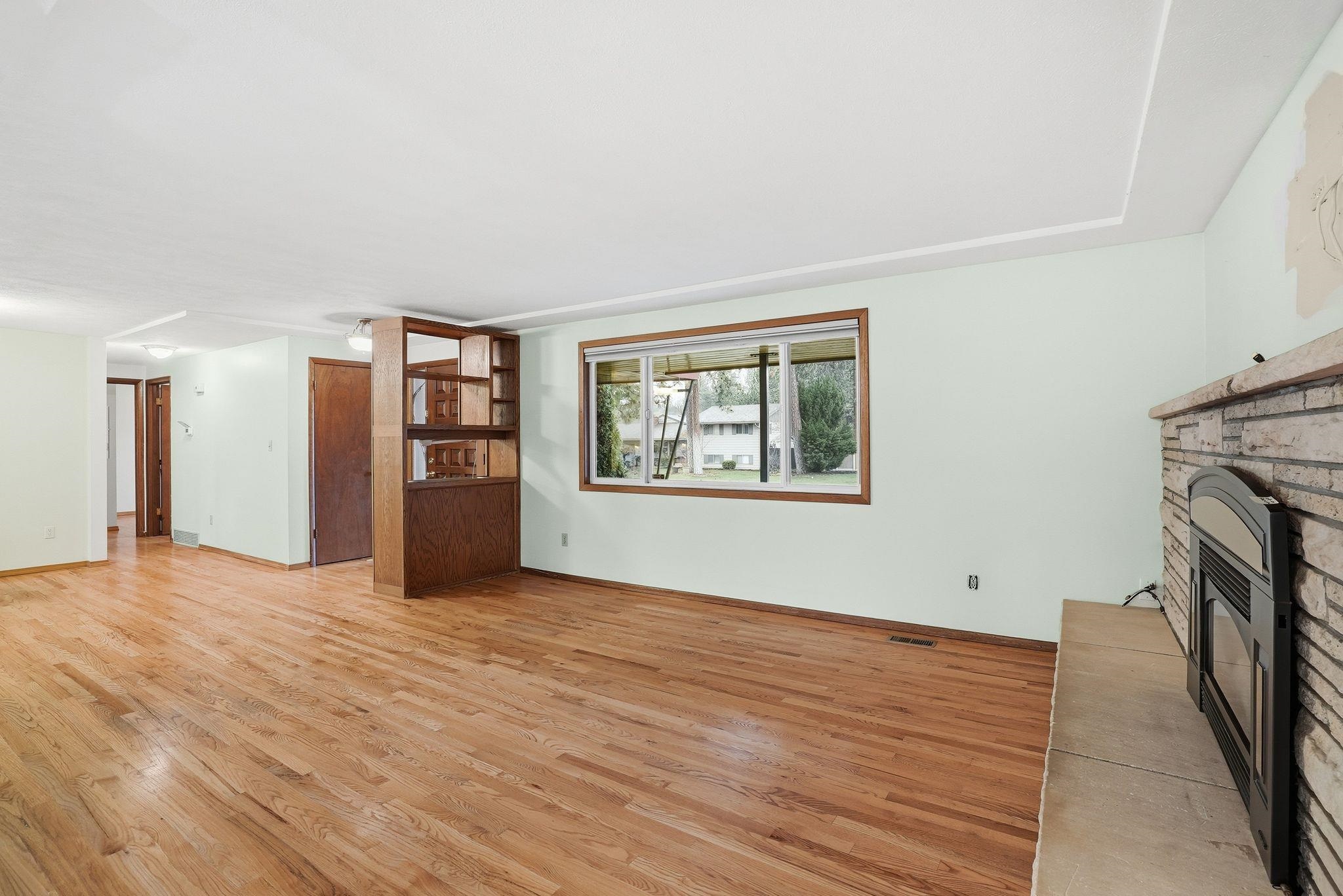 10907 E 24TH Ave - Photo 12