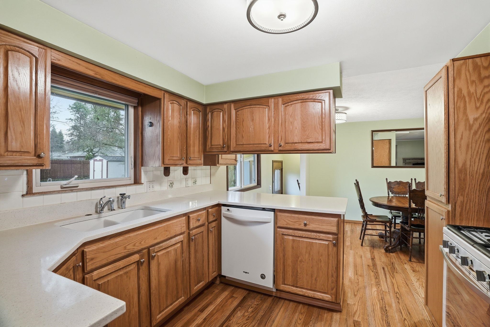 10907 E 24TH Ave - Photo 16