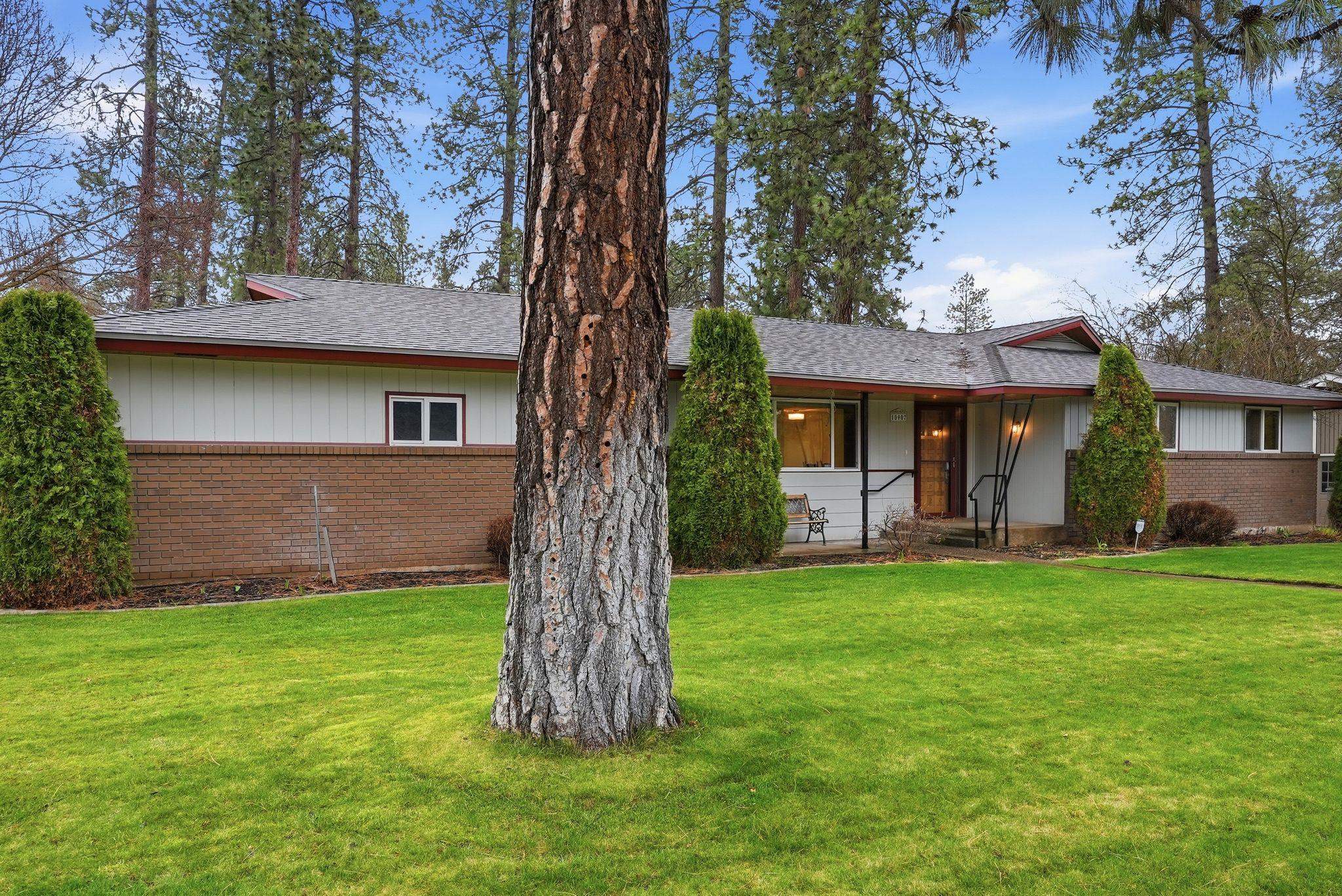 10907 E 24TH Ave - Photo 3