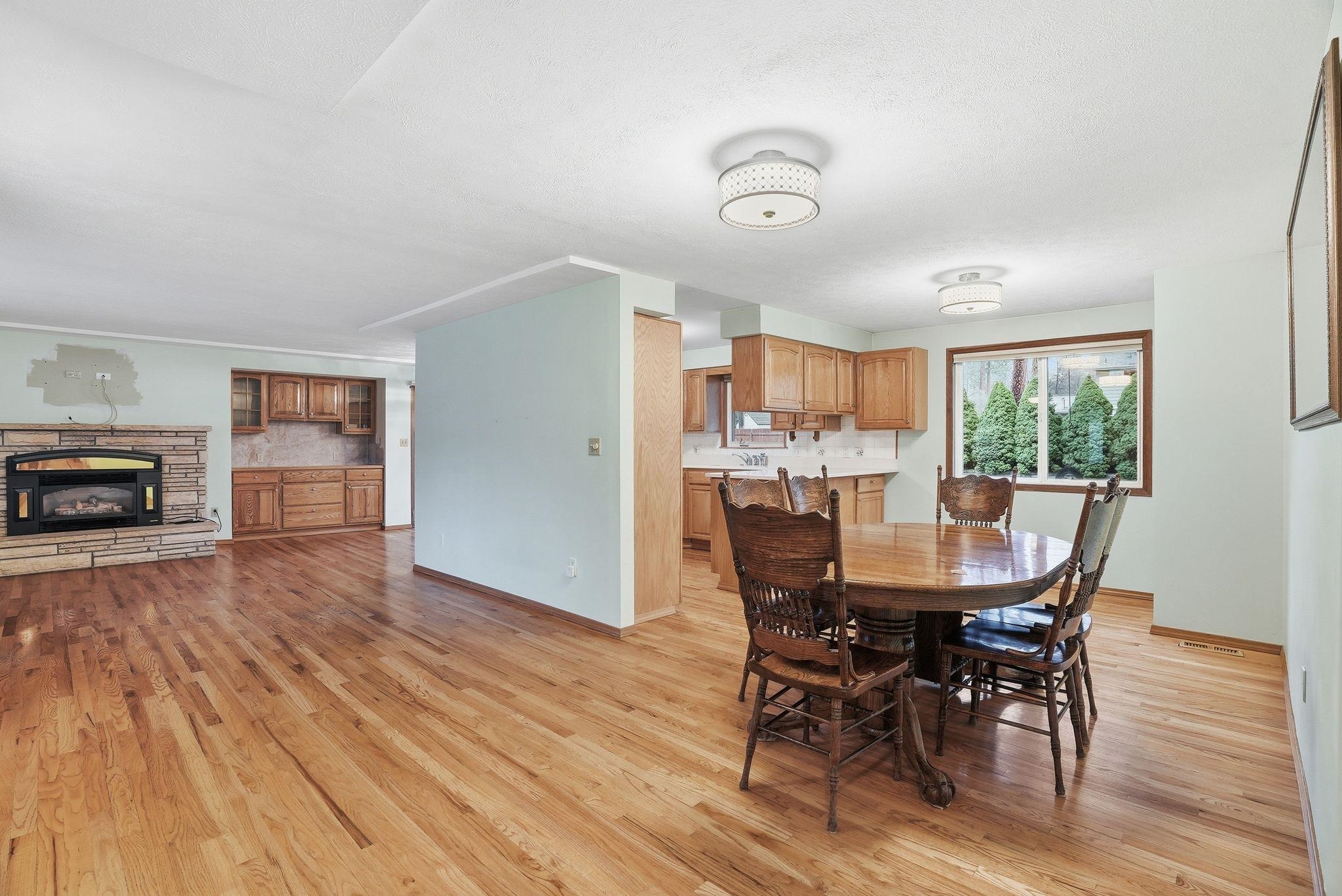 10907 E 24TH Ave - Photo 21