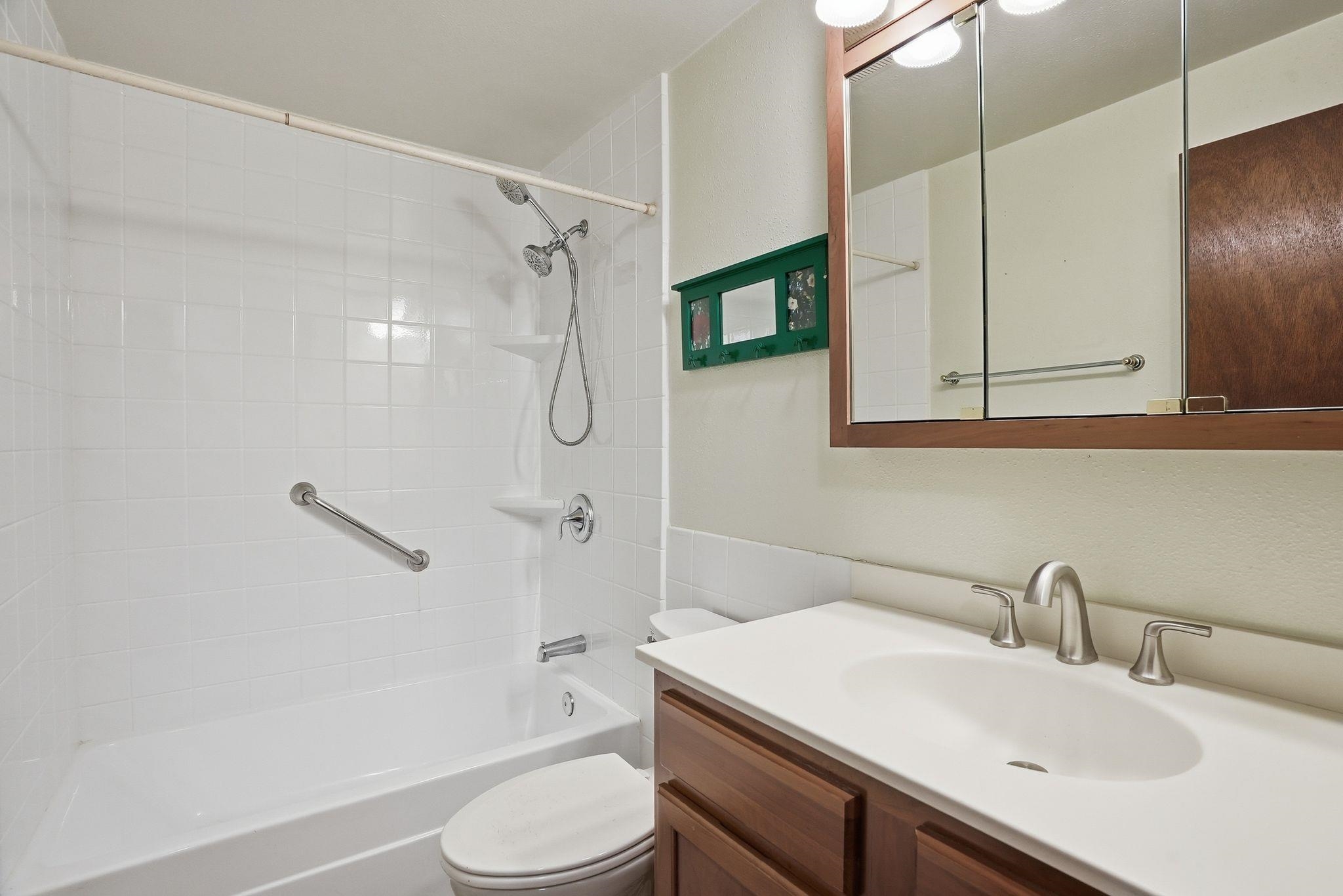 10907 E 24TH Ave - Photo 27