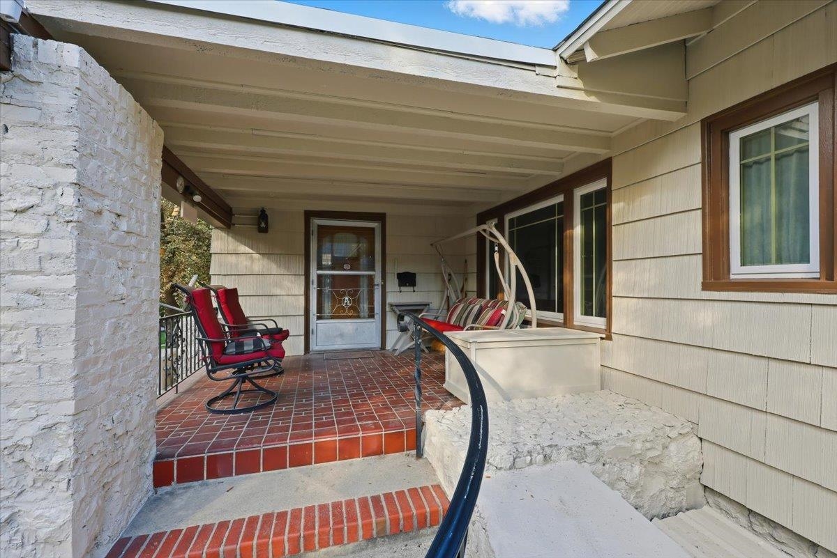 444 W 15th Ave - Photo 5
